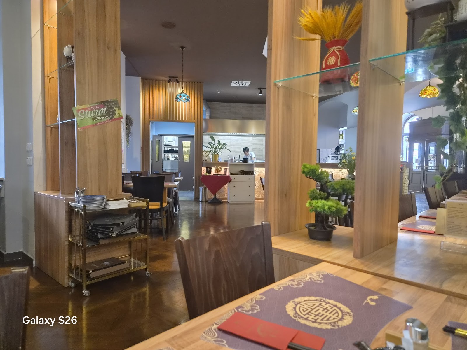 Dancing Noodles: the place