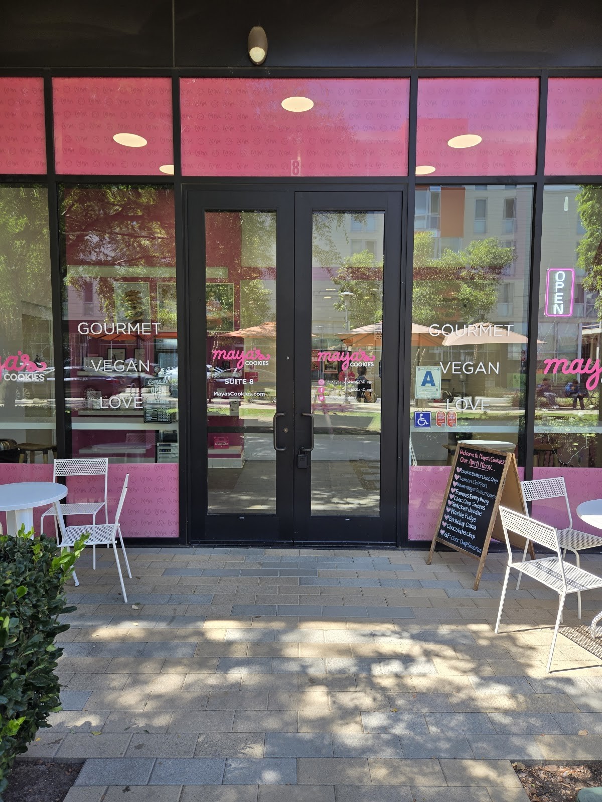 Maya's Cookies: the place