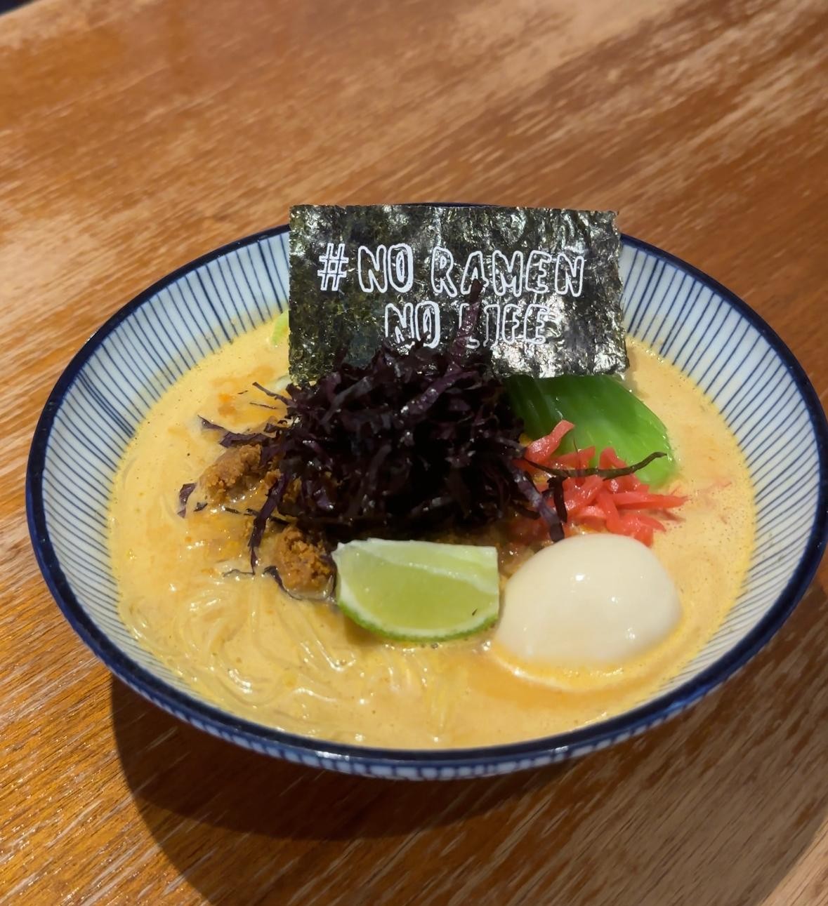 yume ramen Europaallee: food & drinks