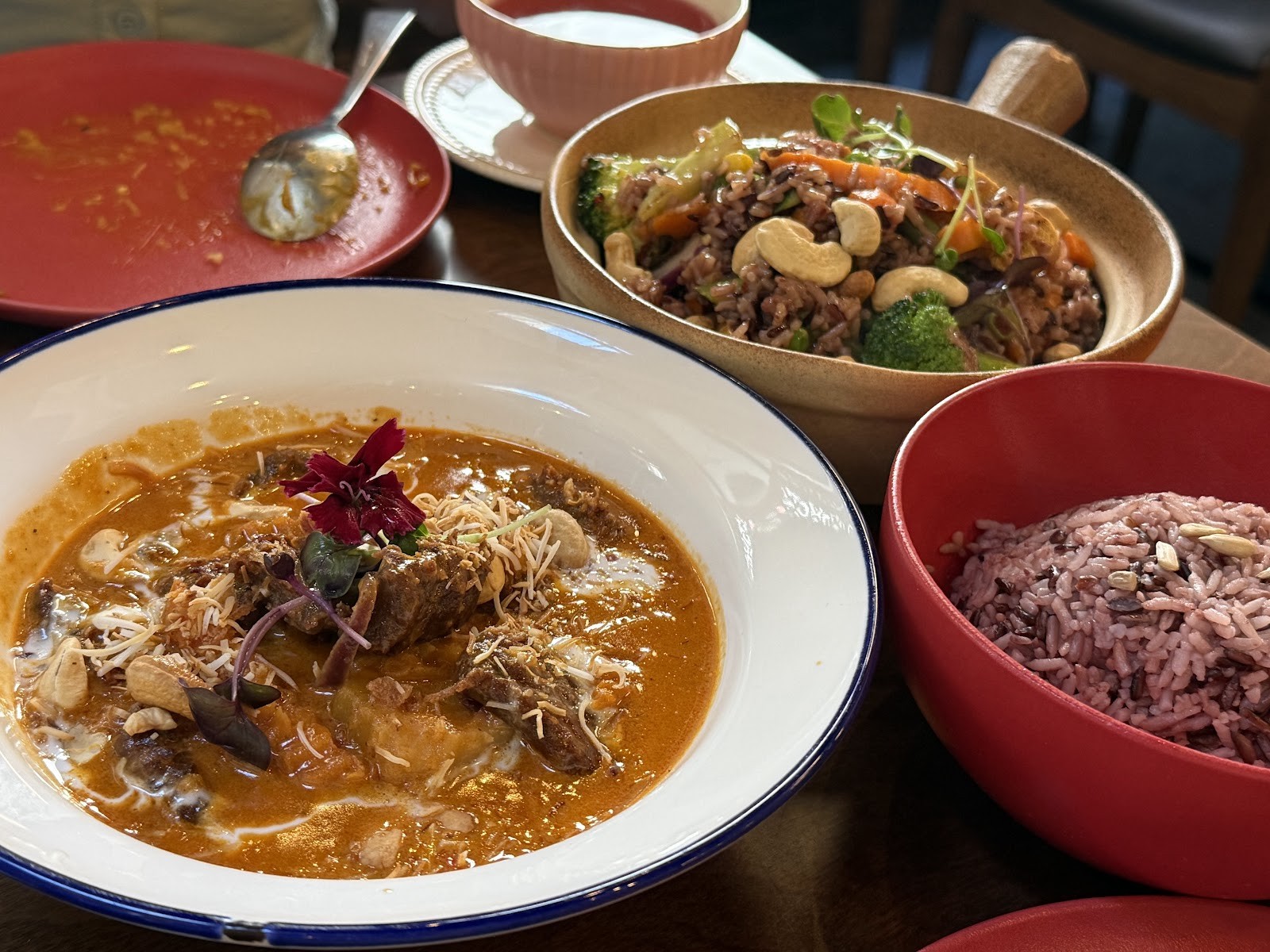 Khu Khu CBD: food & drinks