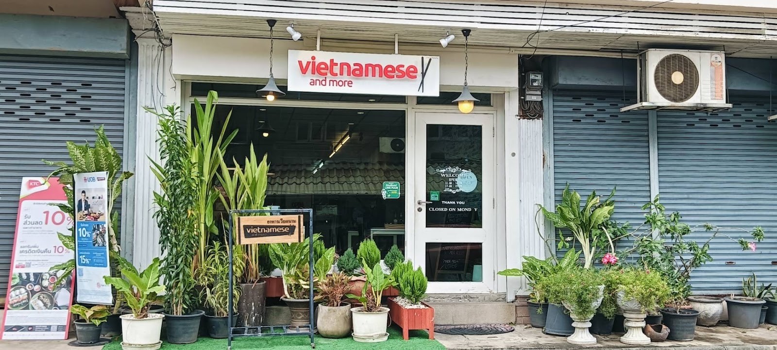 Vietnamese and More: the place