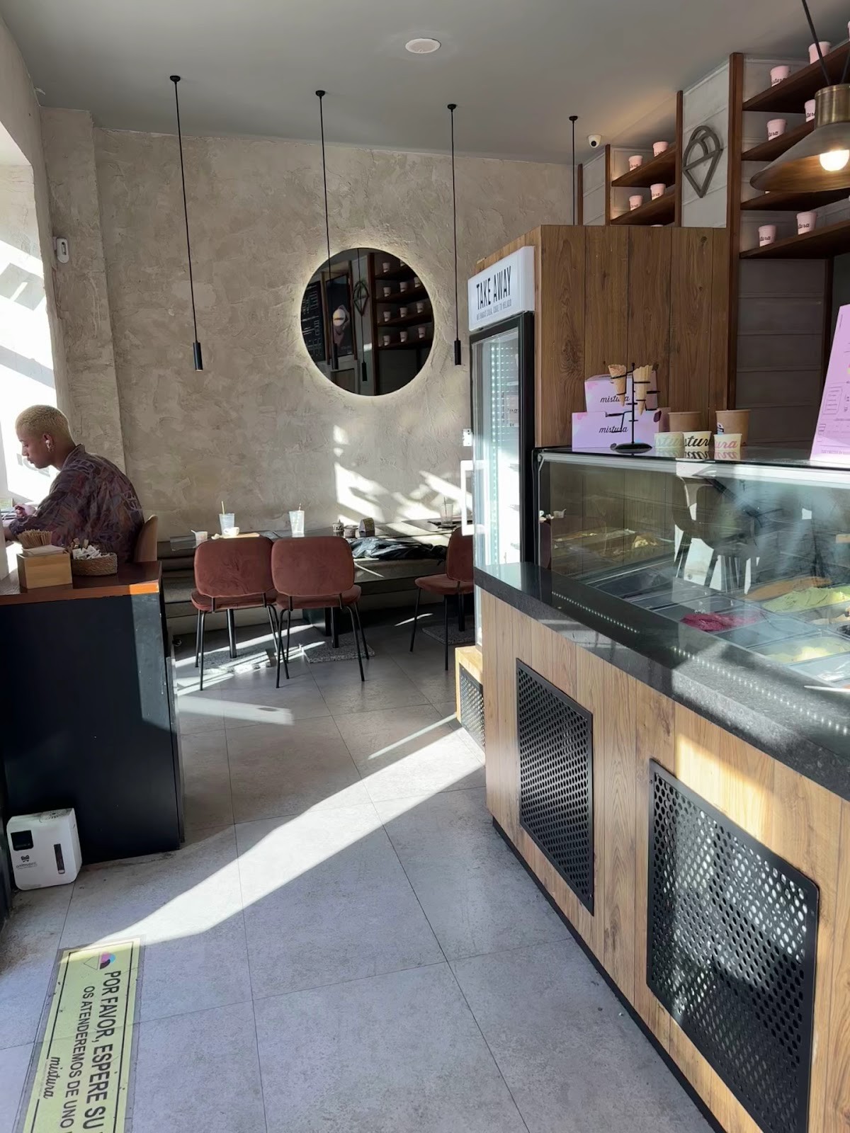 Mistura Ice Cream: the place