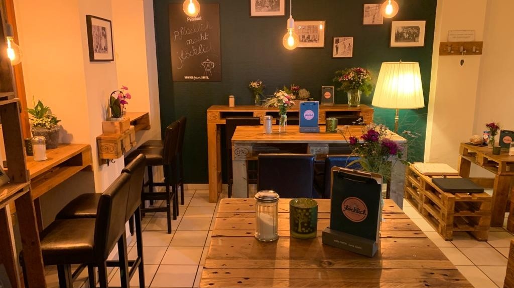 Jlöcklich Barista Café: the place
