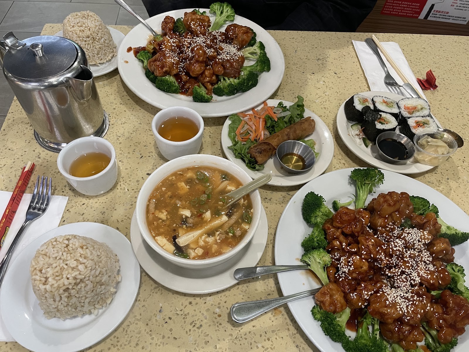 Grasshopper Vegan Restaurant: food & drinks