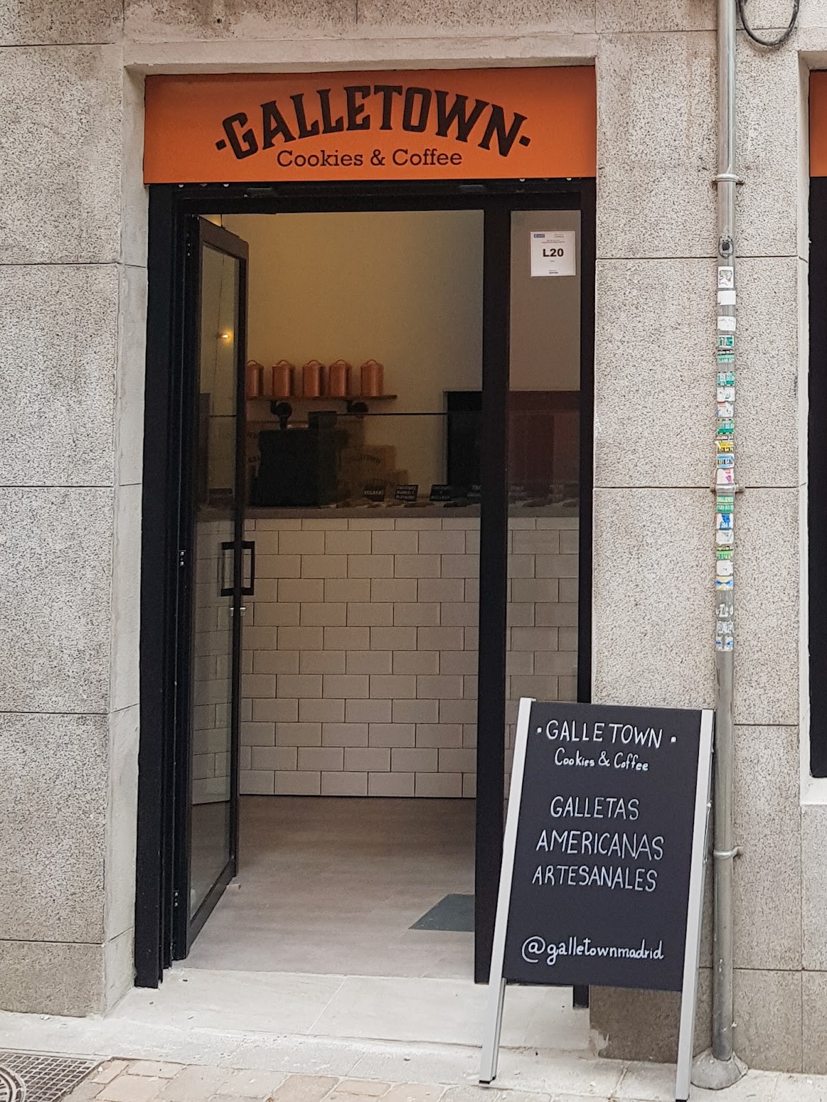 GALLETOWN Cookies & Coffee: the place