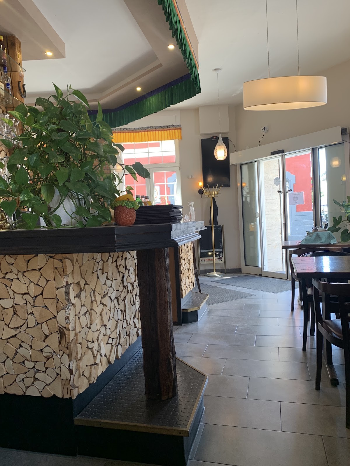 Tibet Ama Kitchen: the place
