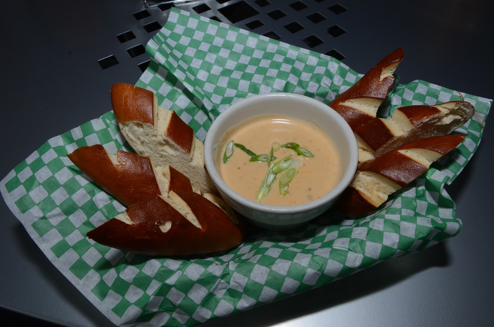 The Depot Tavern: food & drinks