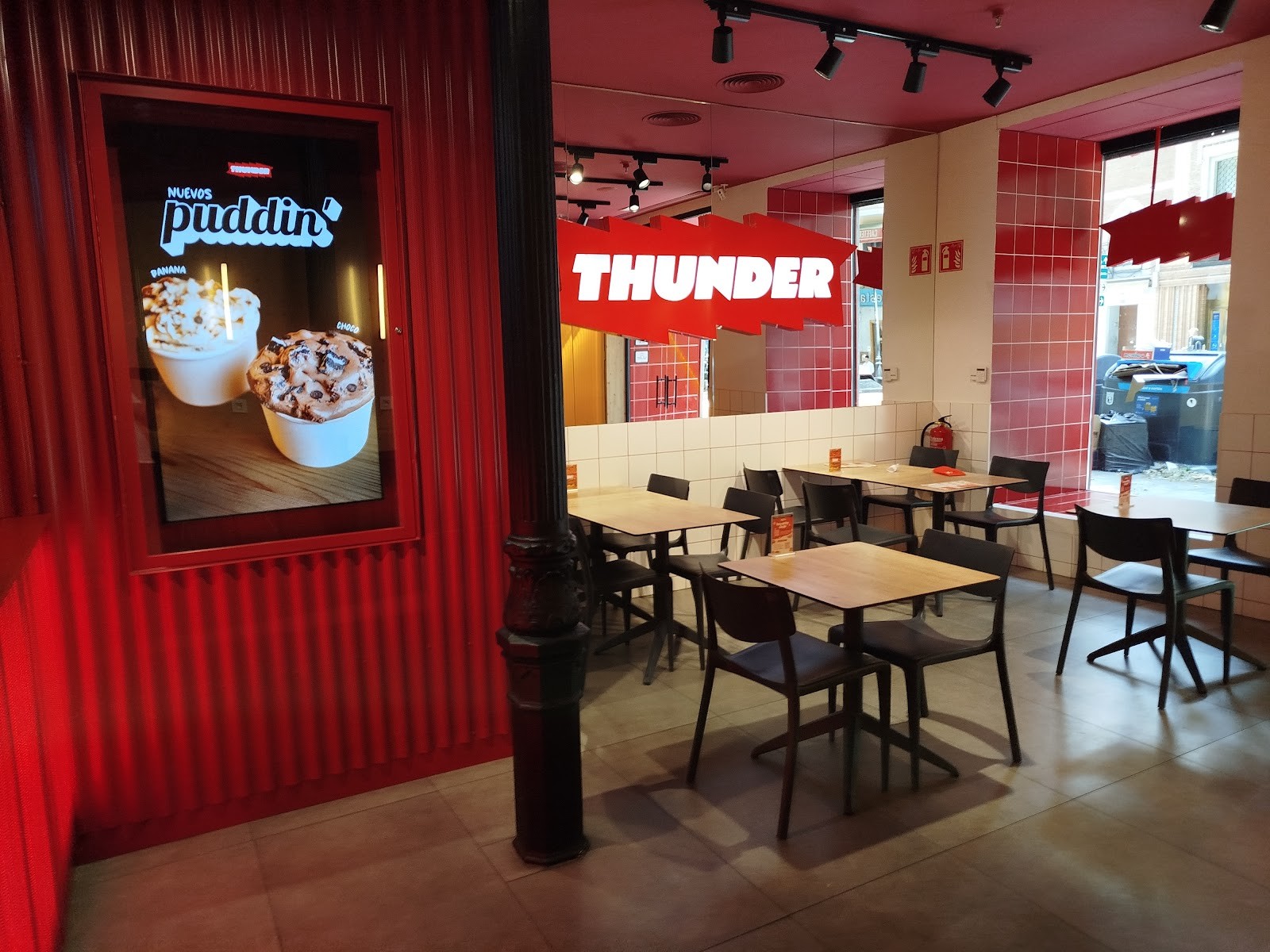 THUNDER Vegan La Latina: the place
