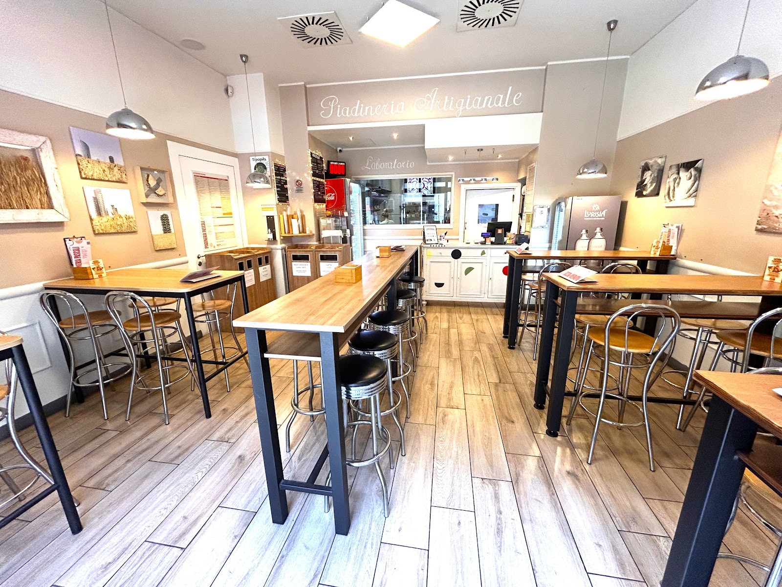 Pascoli Piadineria Artigianale: the place
