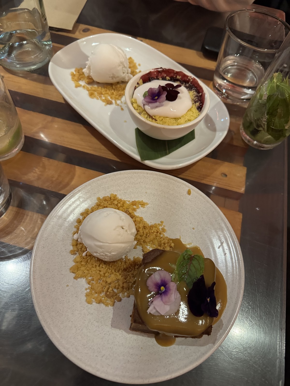 Yulli's: food & drinks