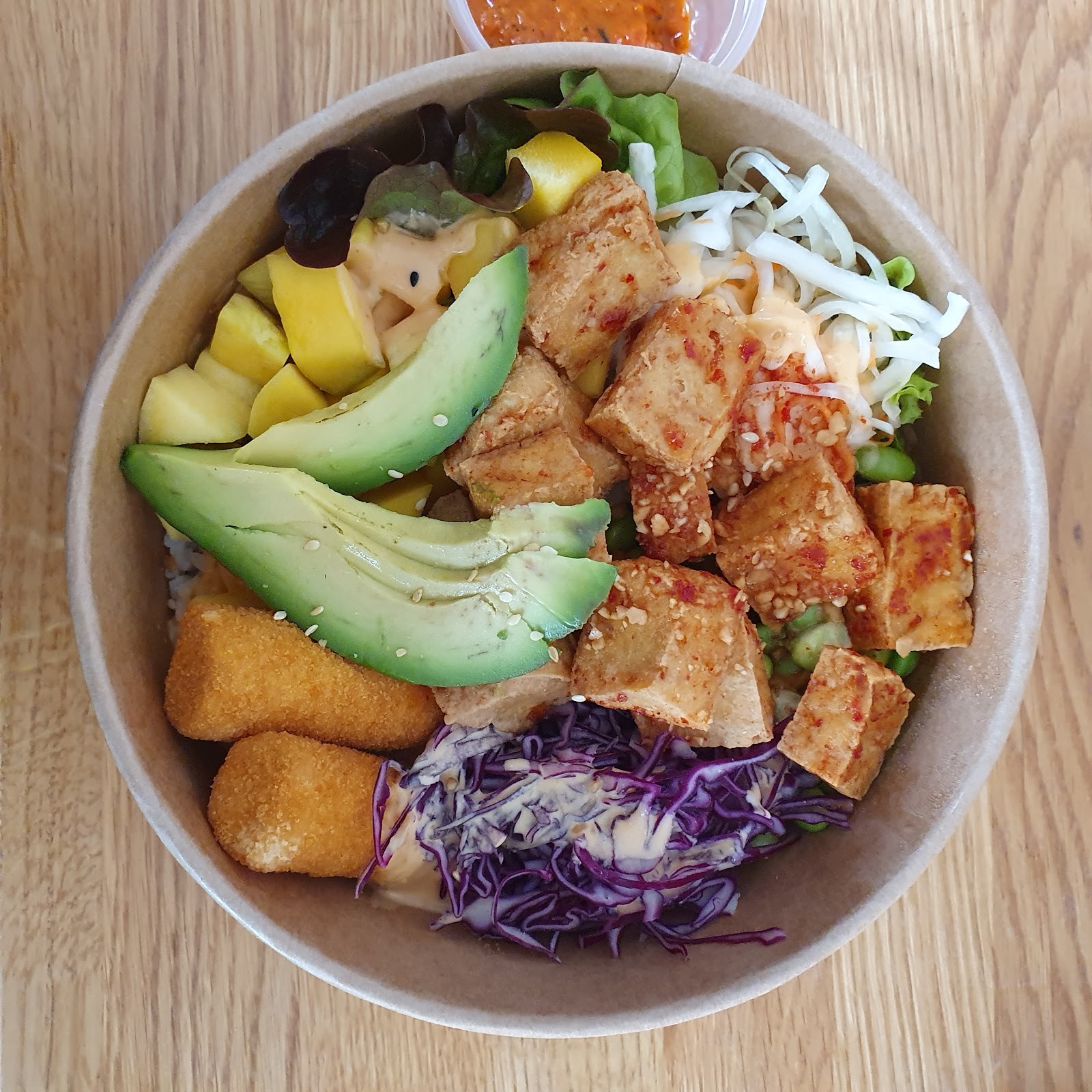 Humble — Restaurant für Burger & Bowls Berlin Tiergarten: food & drinks