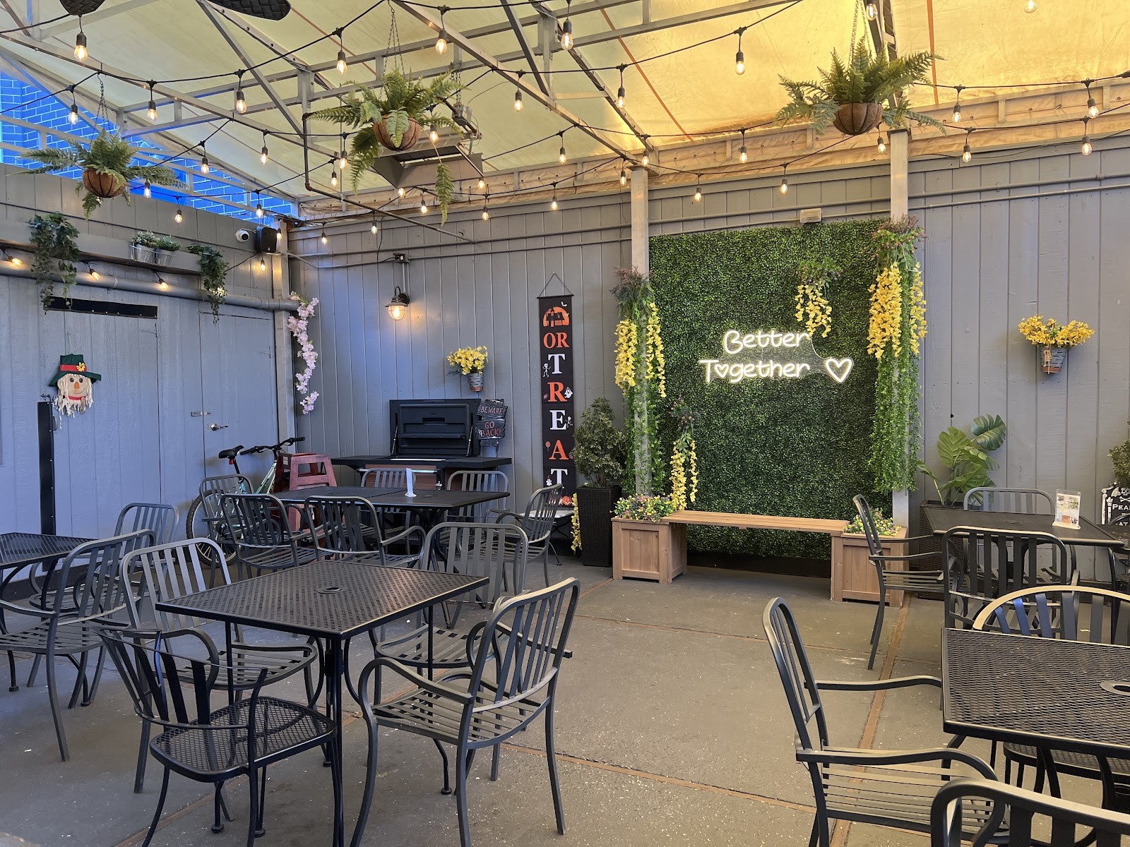 Rica Arepa LAKEVIEW | Venezuelan Restaurant: the place