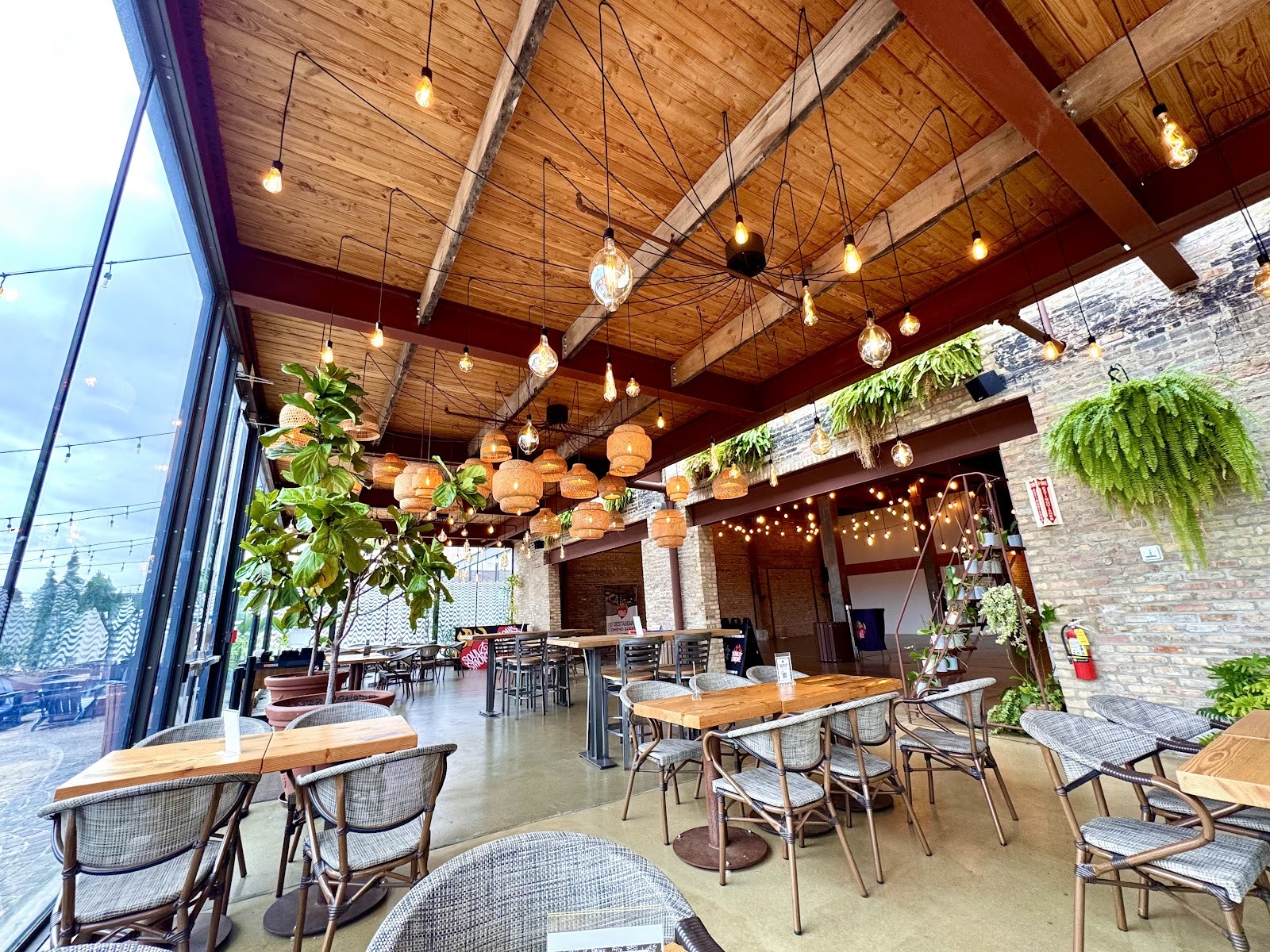 Soul & Smoke - Avondale at Rockwell on the River: the place