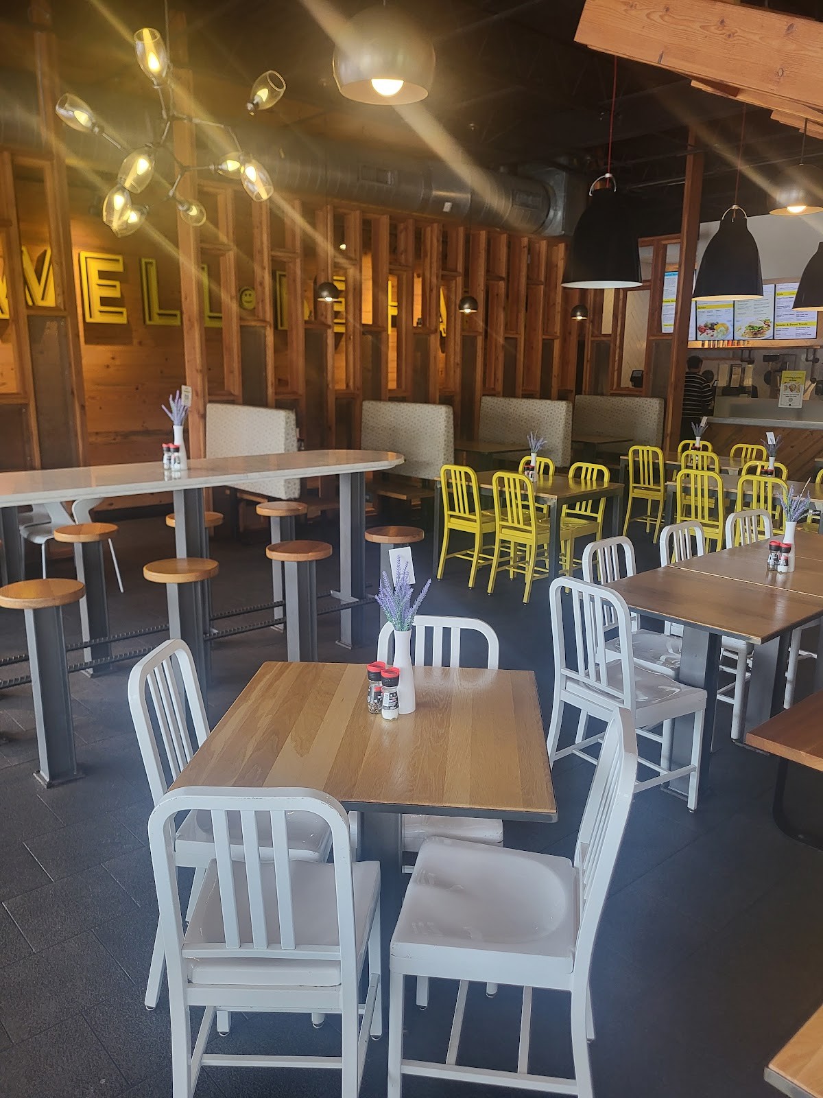Modern Market - Bee Caves Rd: the place