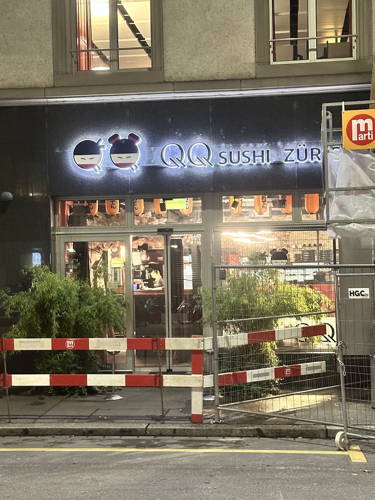 QQ Sushi Zürich: the place