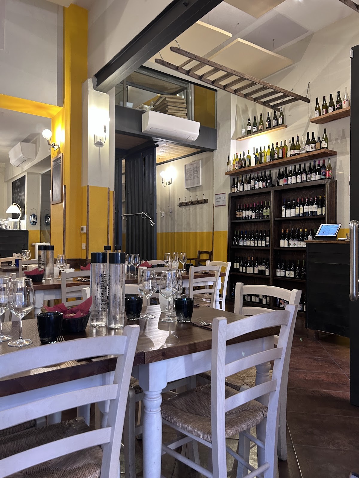 Osteria Da Fortunata - Bologna: the place