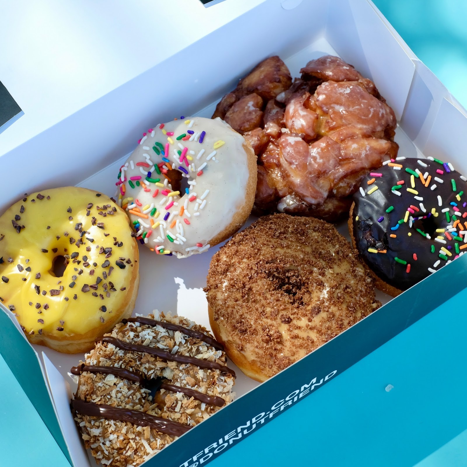 Donut Friend - DTLA - Dessert, Ice Cream, Coffee & More: food & drinks