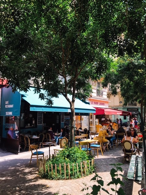 Café Restaurant Suzanne (Purple Food): the place