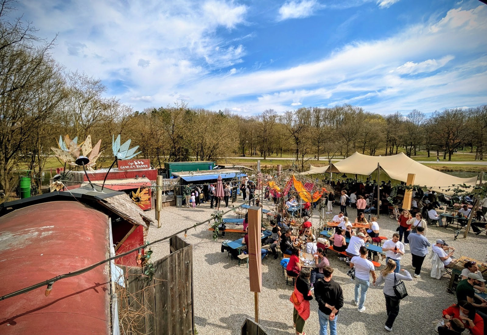 Cafe Gans am Wasser: the place