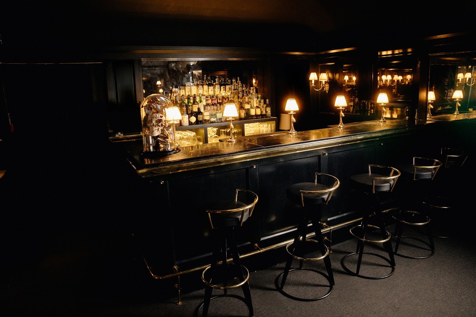 Bar Cavour: the place