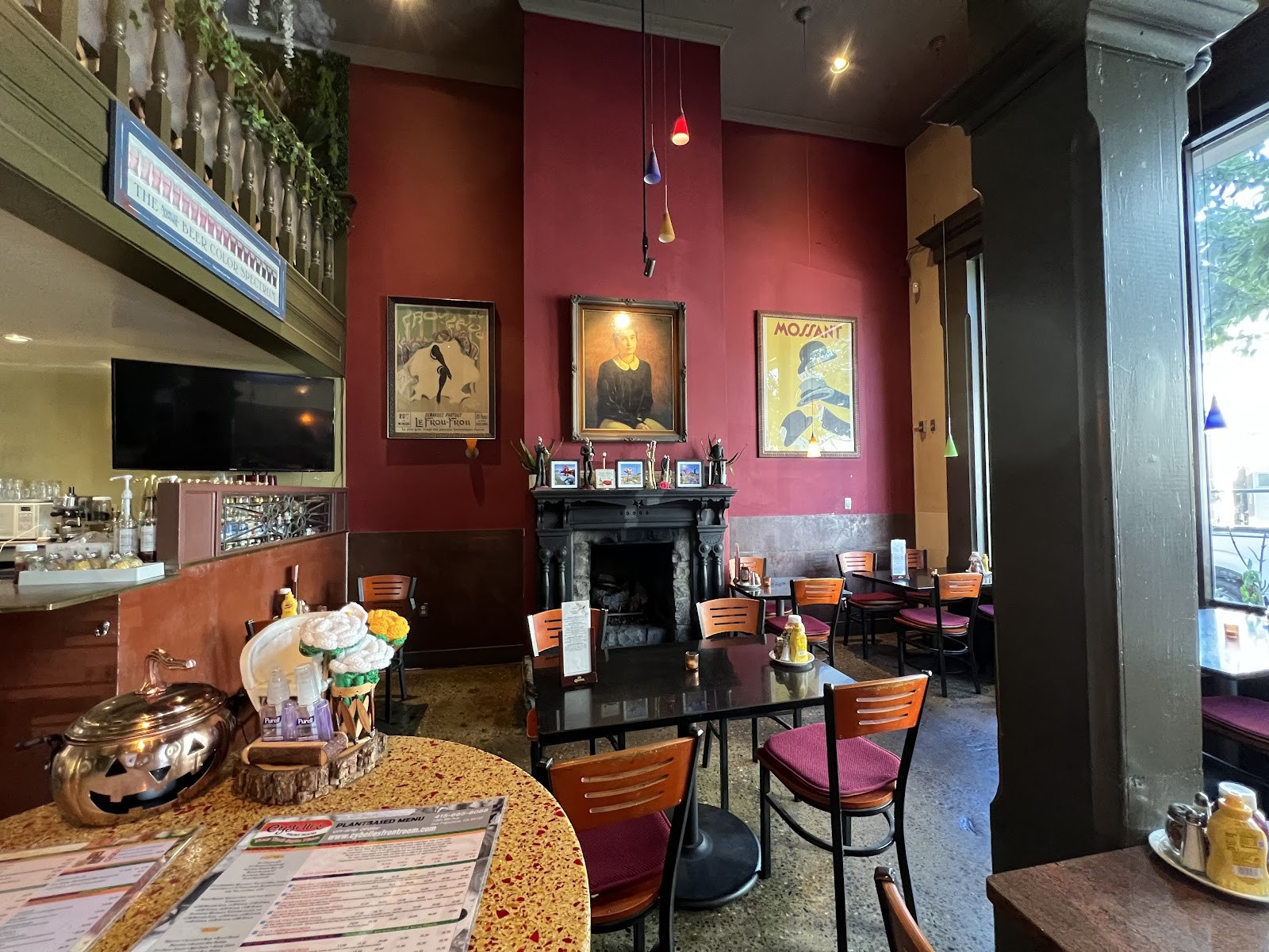 CyBelle's Front Room: the place