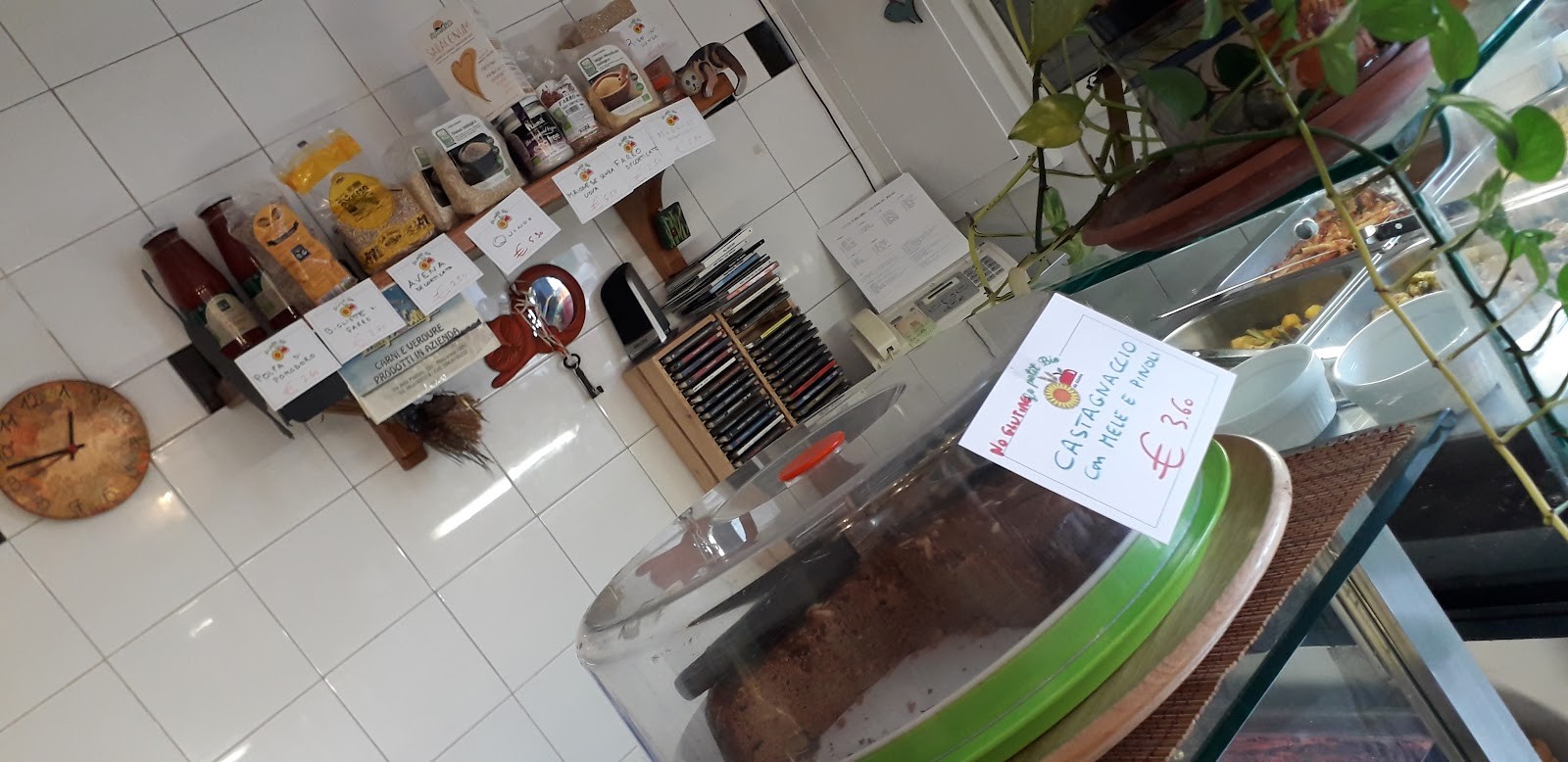 Le Petit Bio: the place