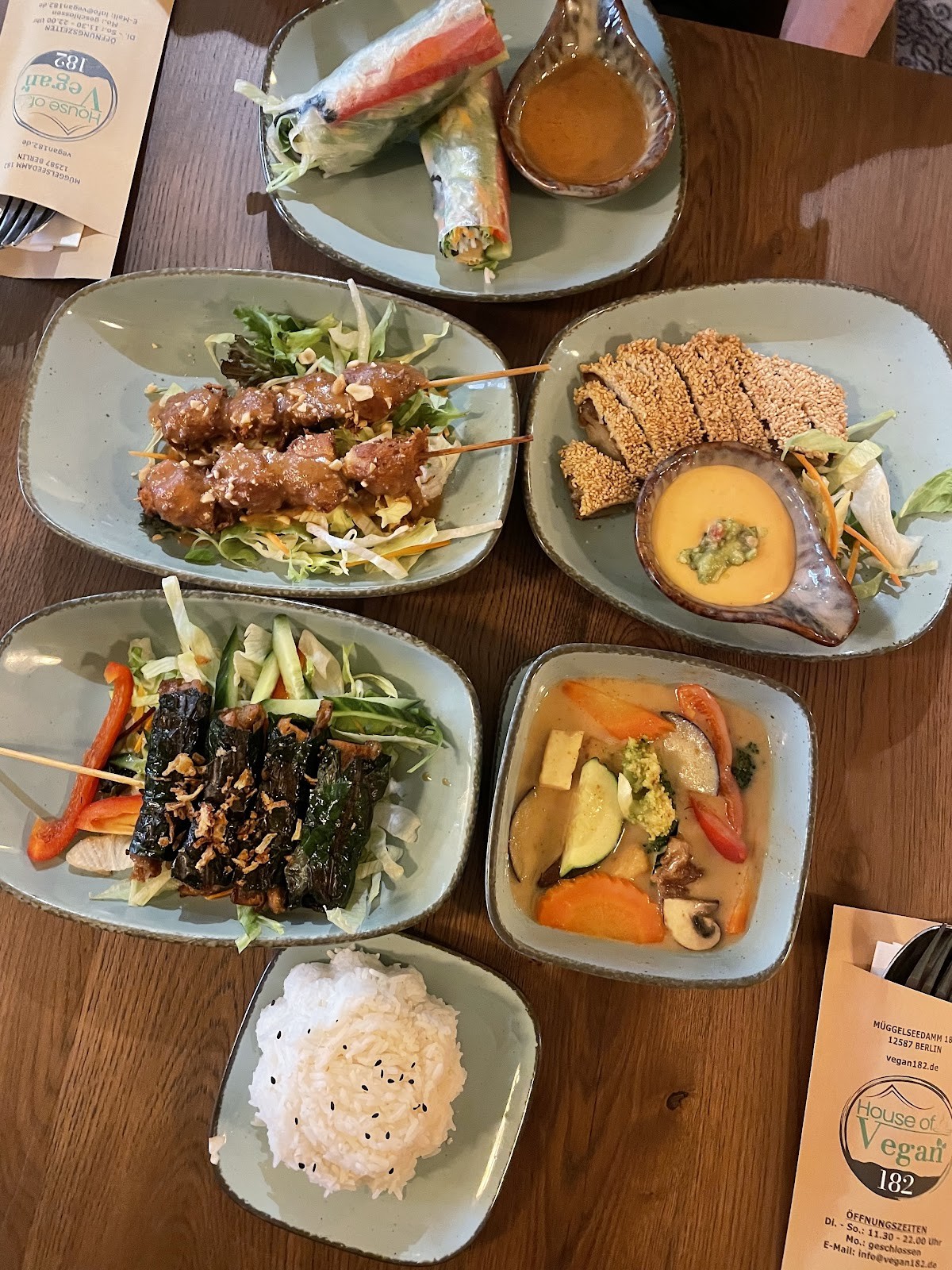 House of vegan 182: food & drinks