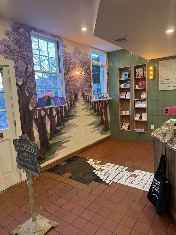Flor Coffee + Books: photo 4
