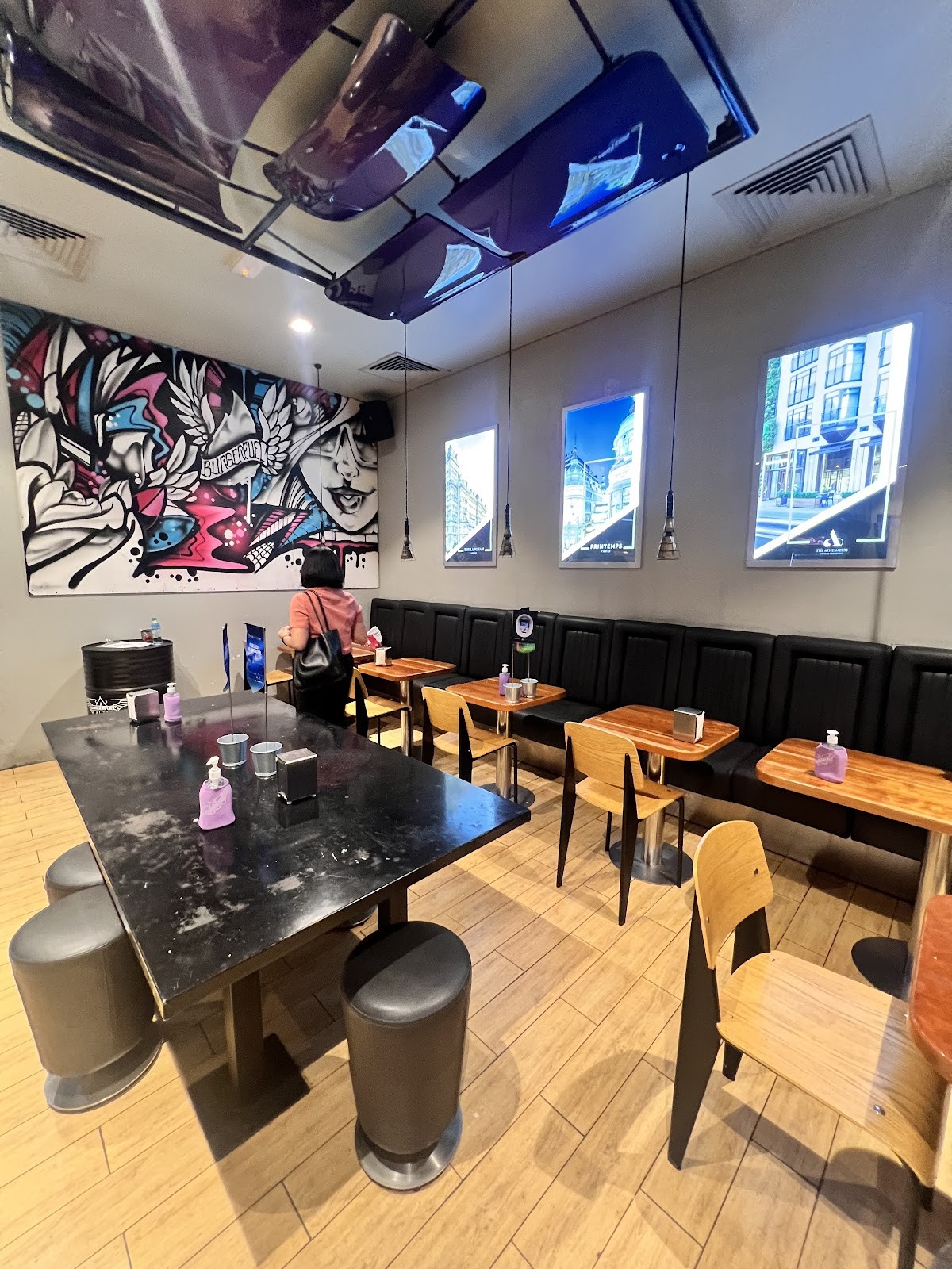 BurgerFuel: the place