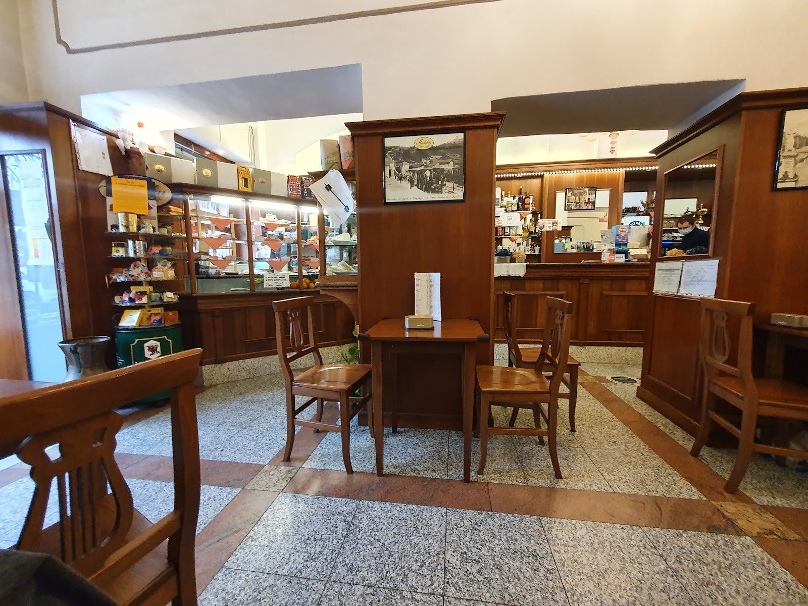 Internazionale...Bar dal 1975: the place