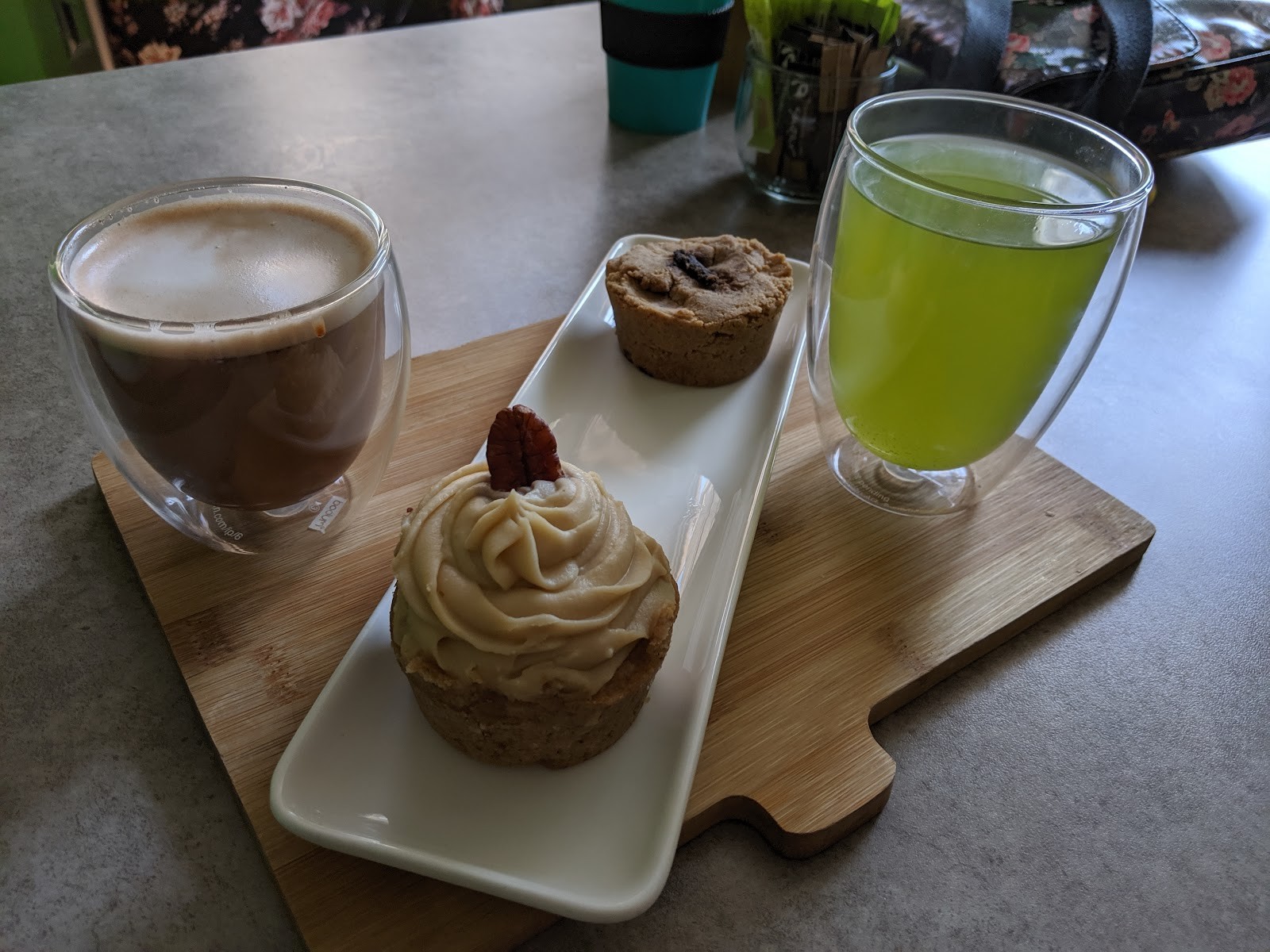 Yummzy: food & drinks