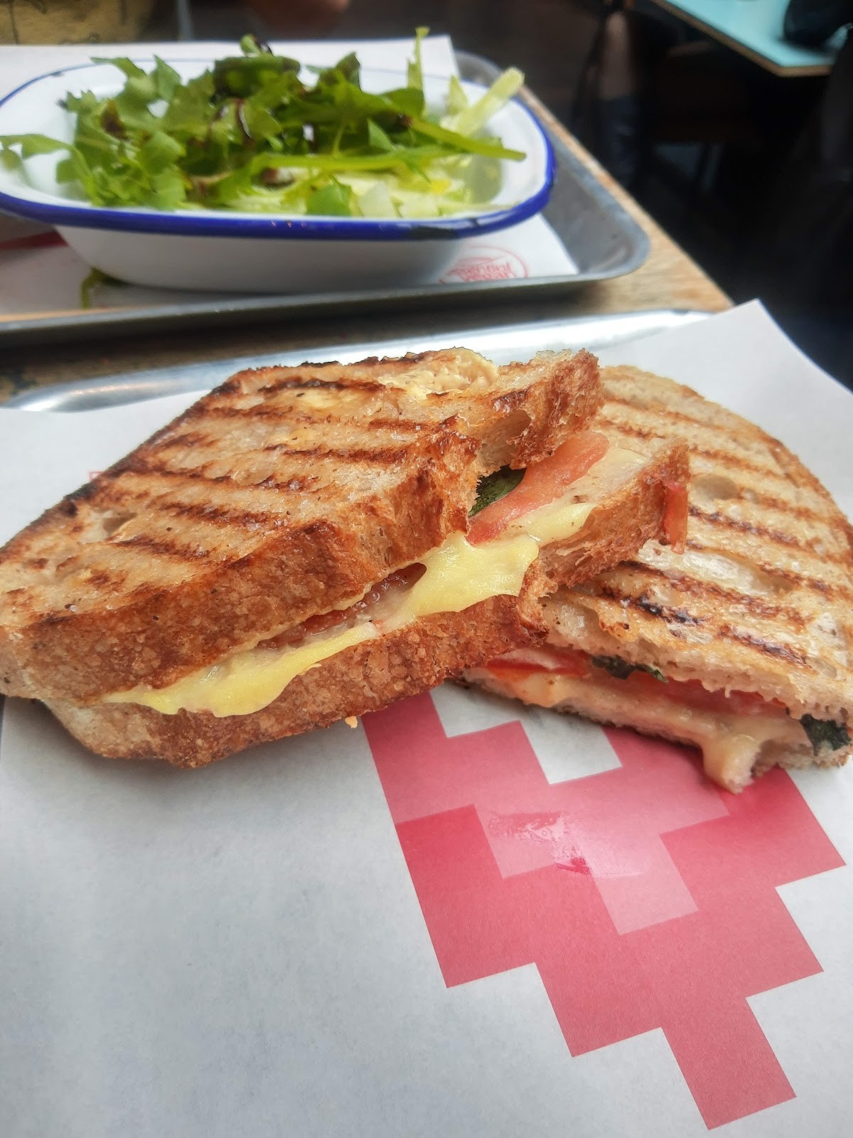 Essential Vegan @ Ten to One Bar: food & drinks