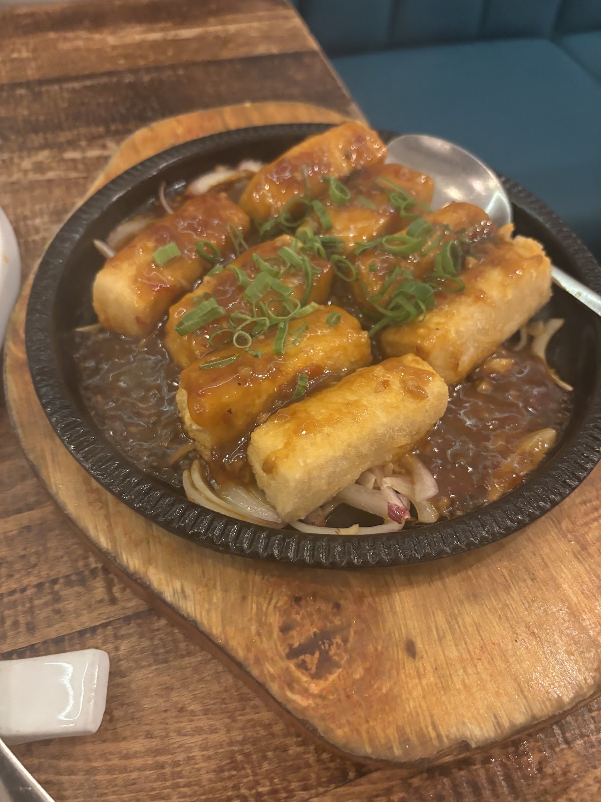 Tofu Vegan Golders Green: food & drinks