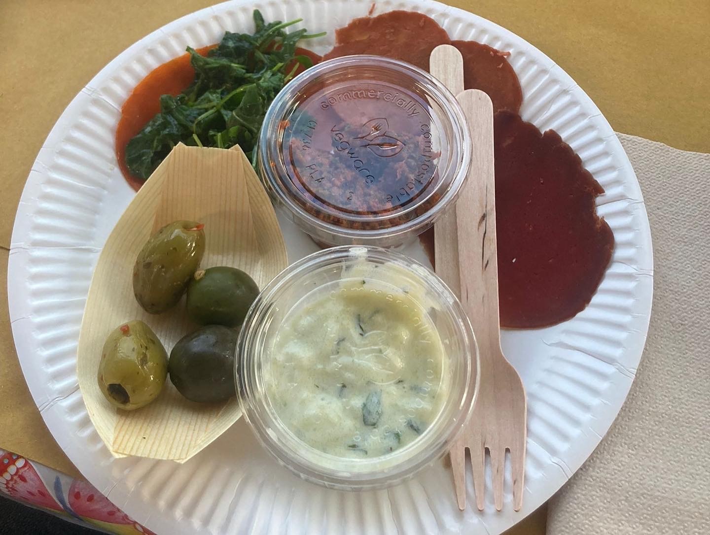 La Drogheria Veg: food & drinks