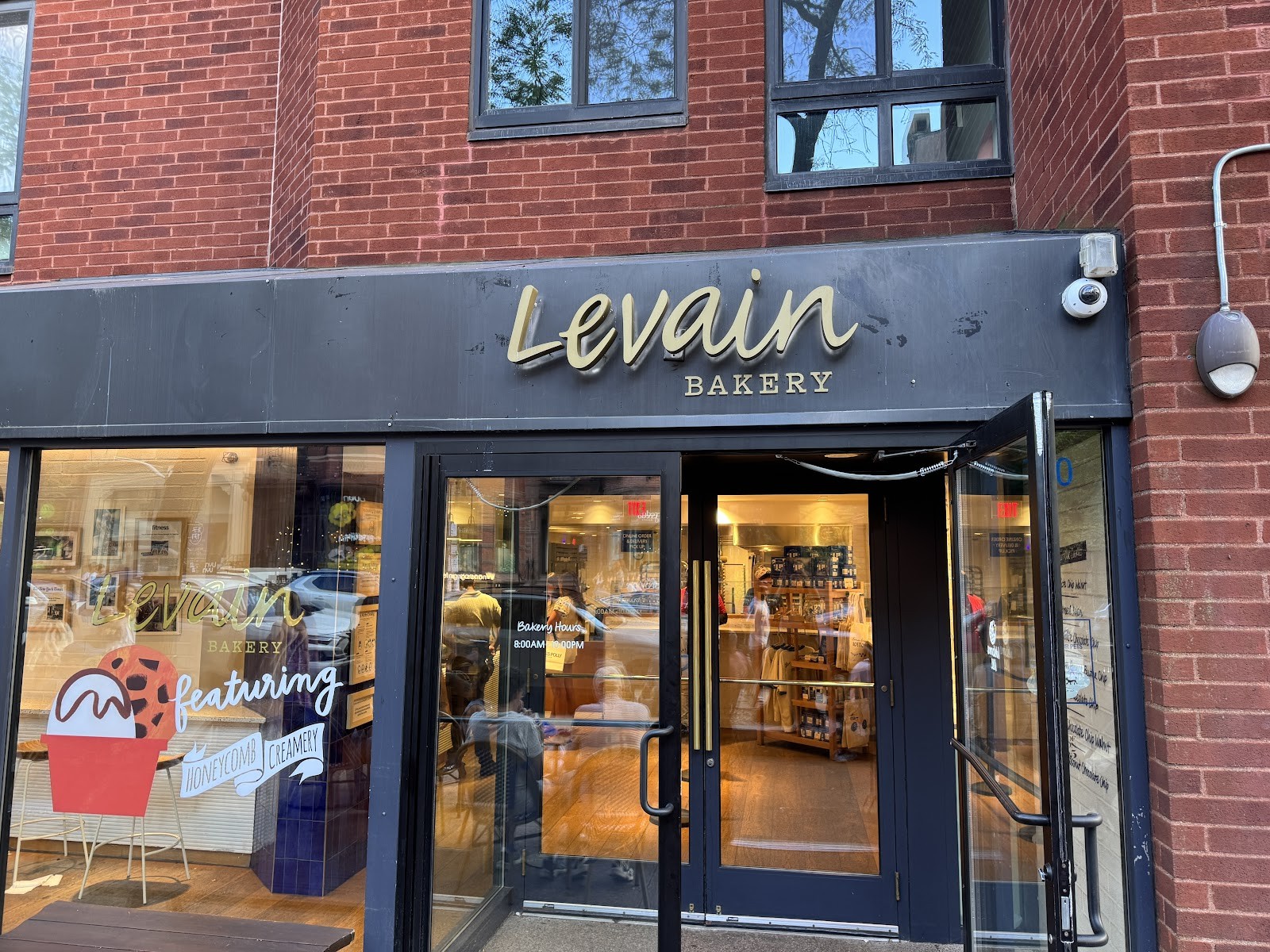 Levain Bakery: the place