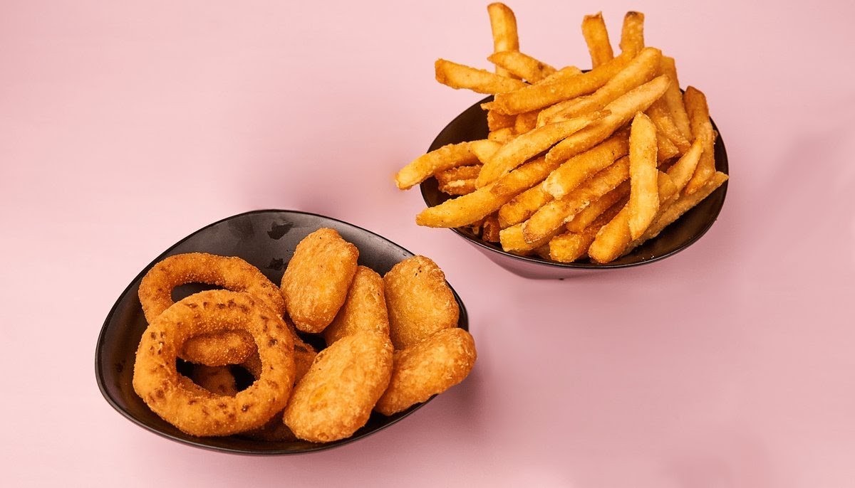 VEG'D - Vegan Burgers - Schöneberg: food & drinks
