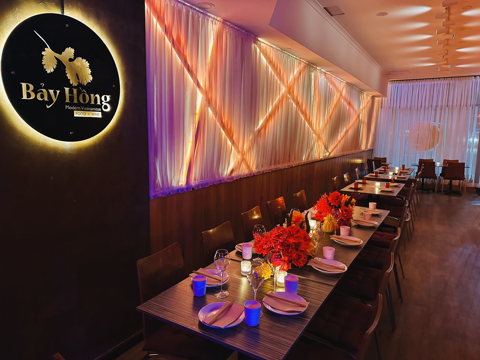 Bay Hong Food + Wine: the place
