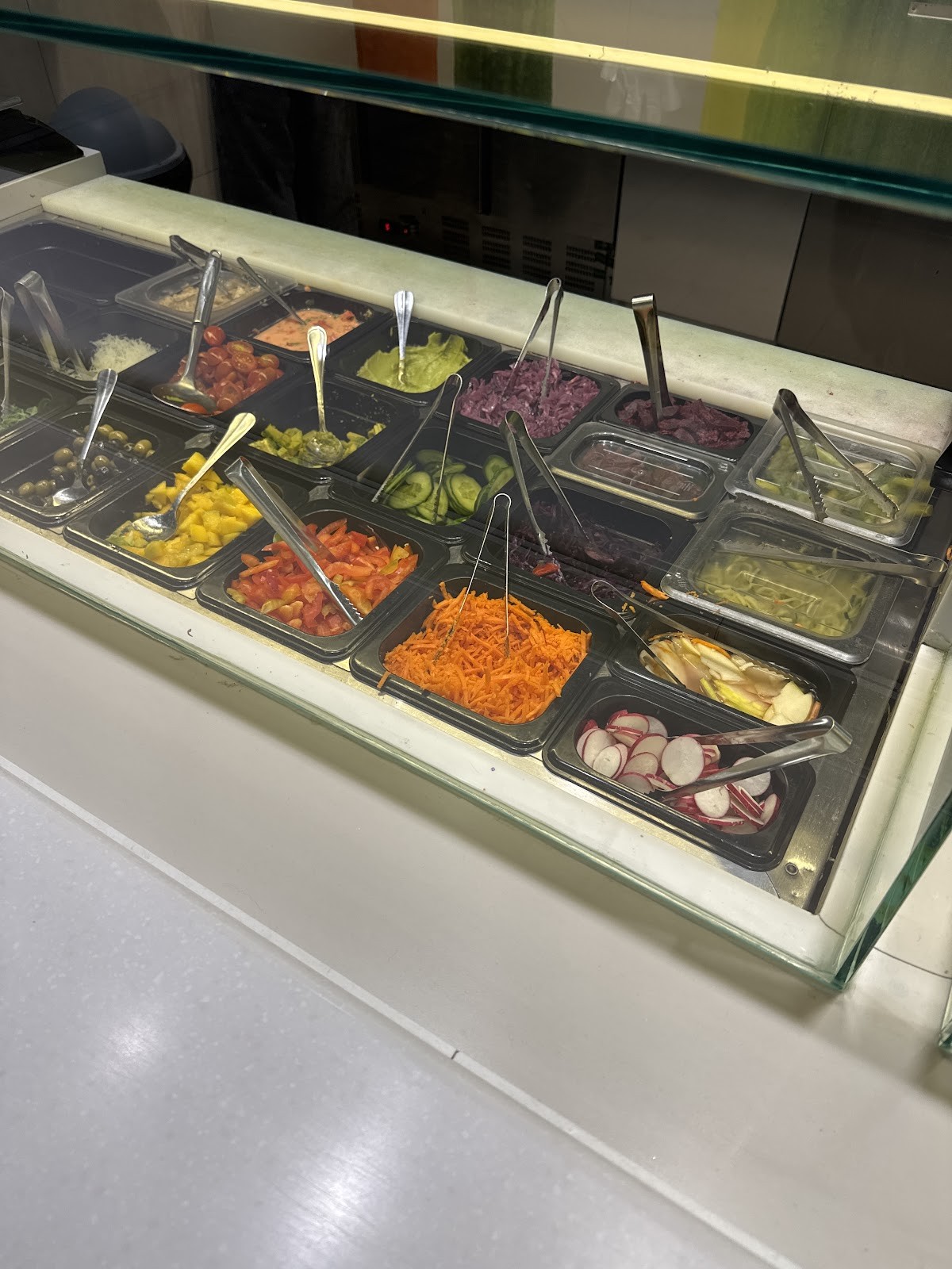 Salad Story: the place