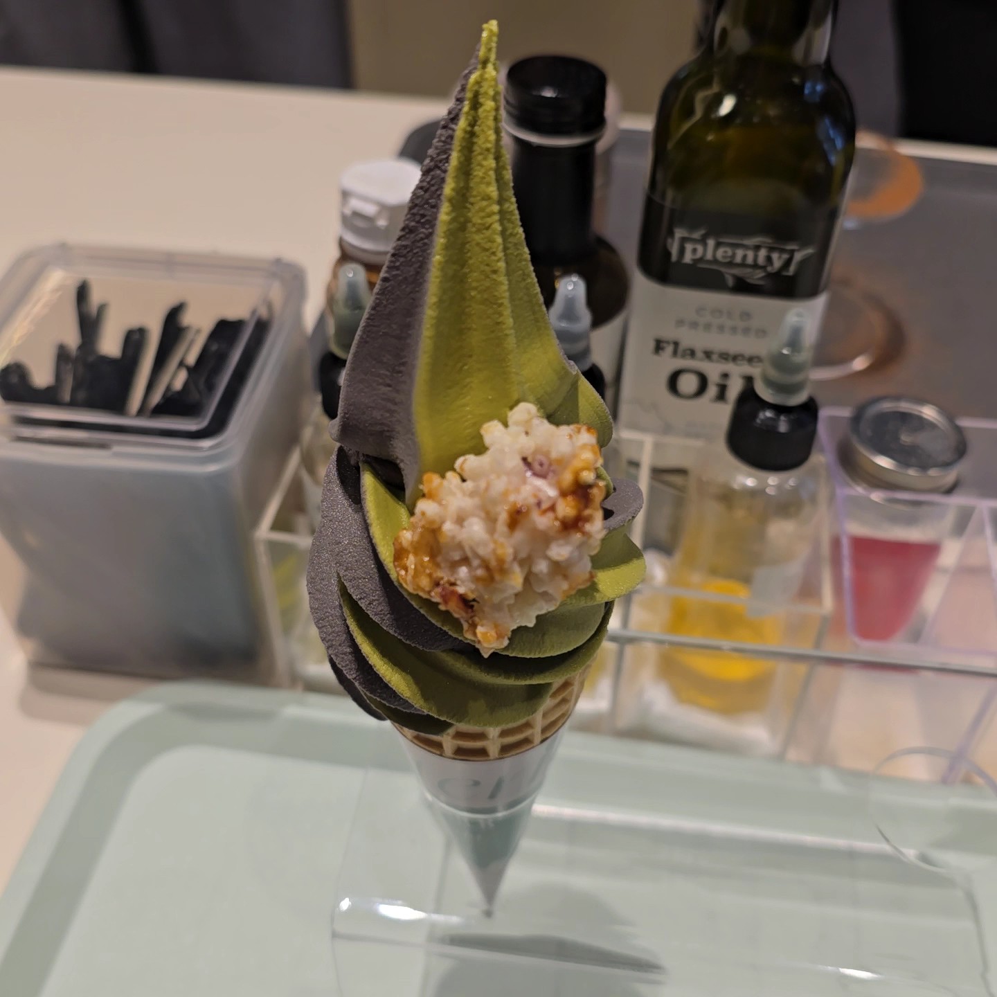 Sesamilk Gelateria: food & drinks