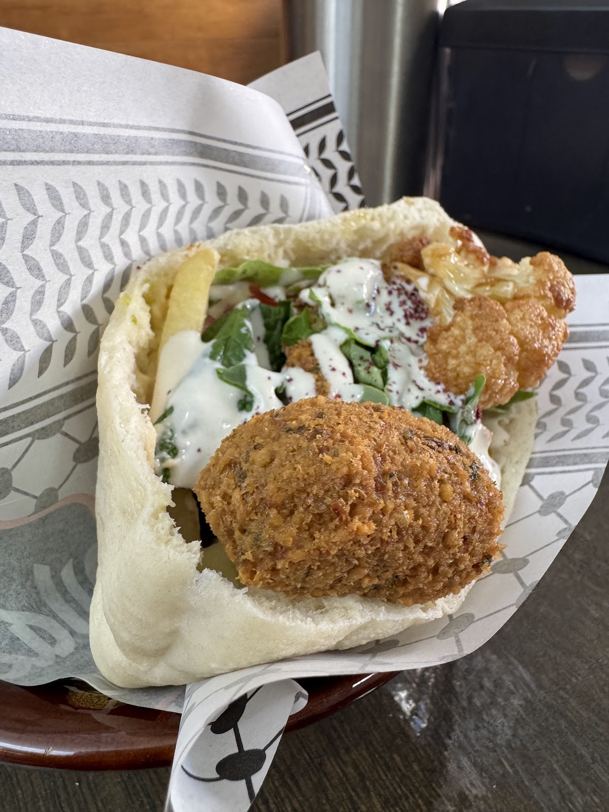 Wazzup Falafel: food & drinks