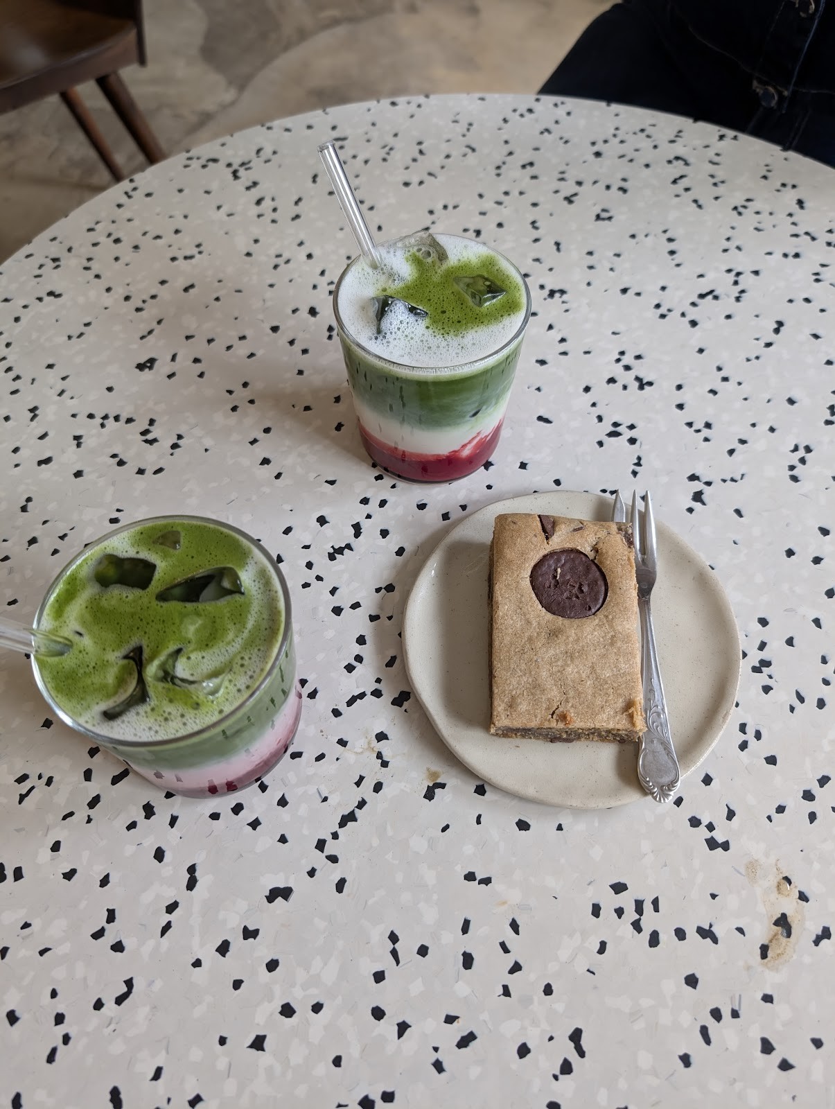 Bakea: food & drinks
