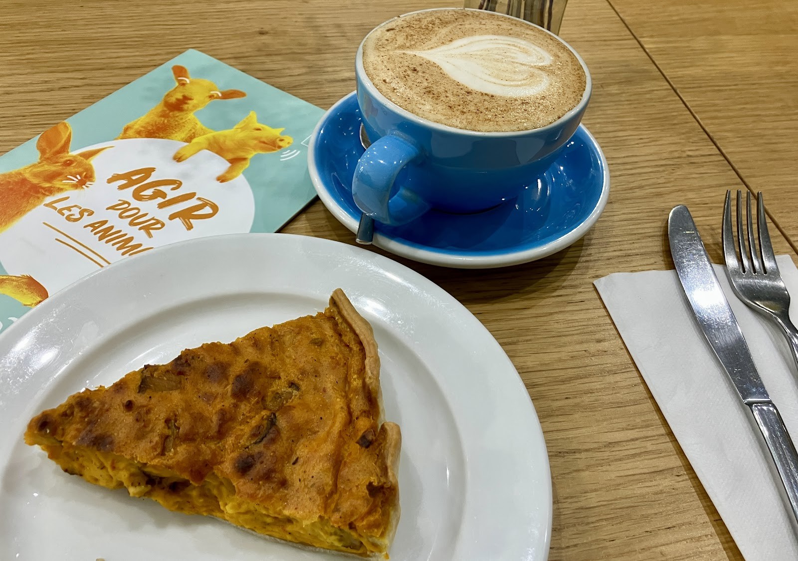 Cloud Cakes: food & drinks