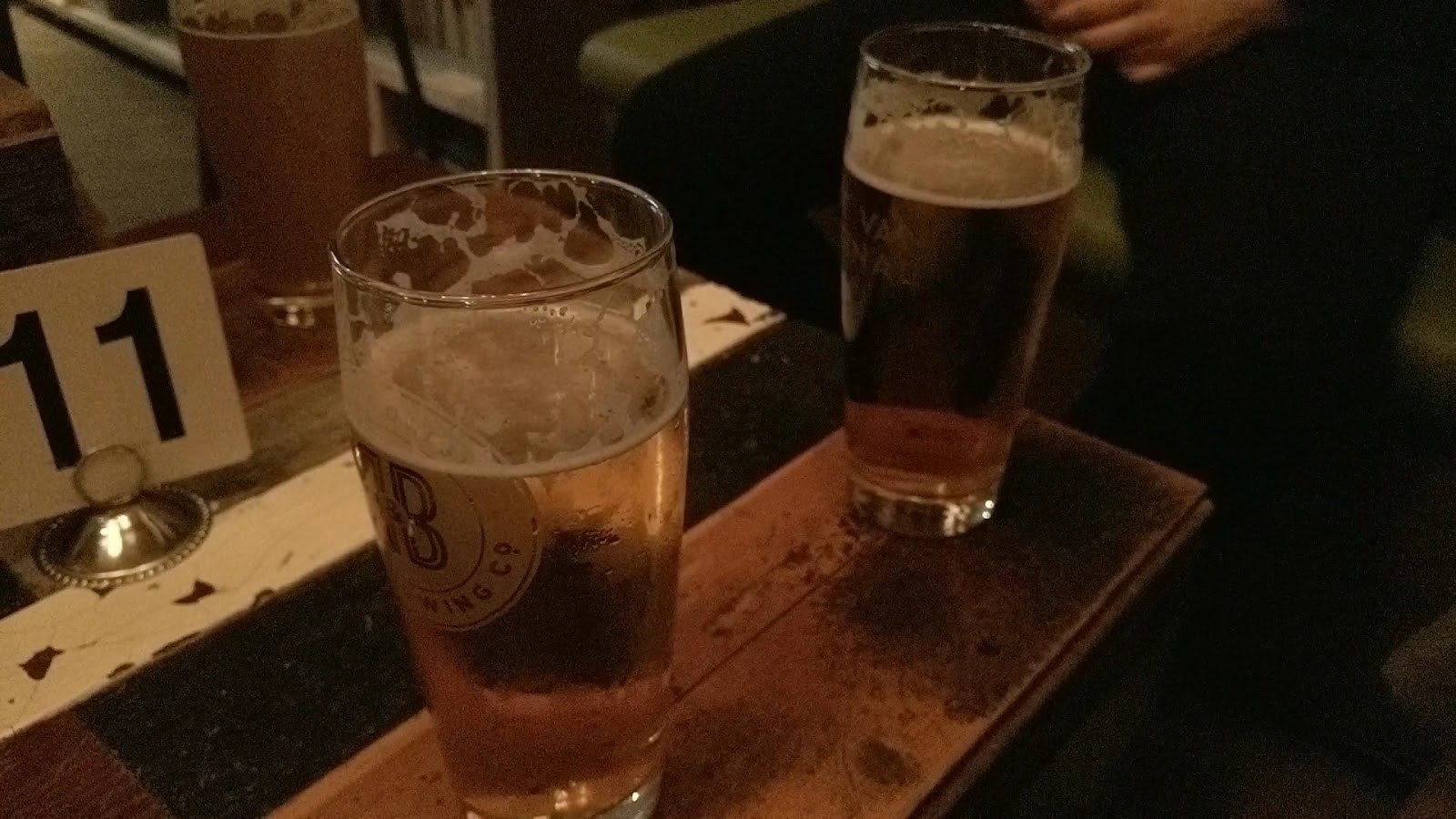 R&B Brewing Co.: food & drinks