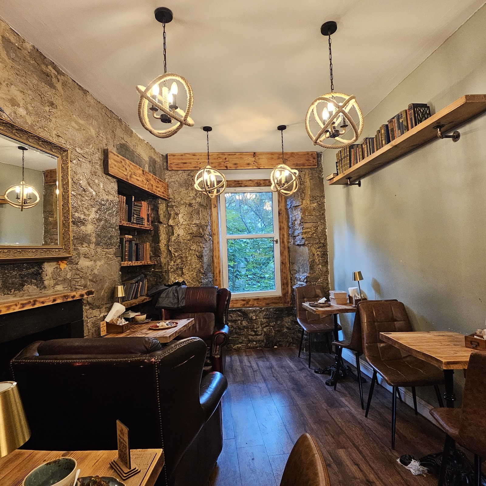 Books N' Cup Cafe: the place