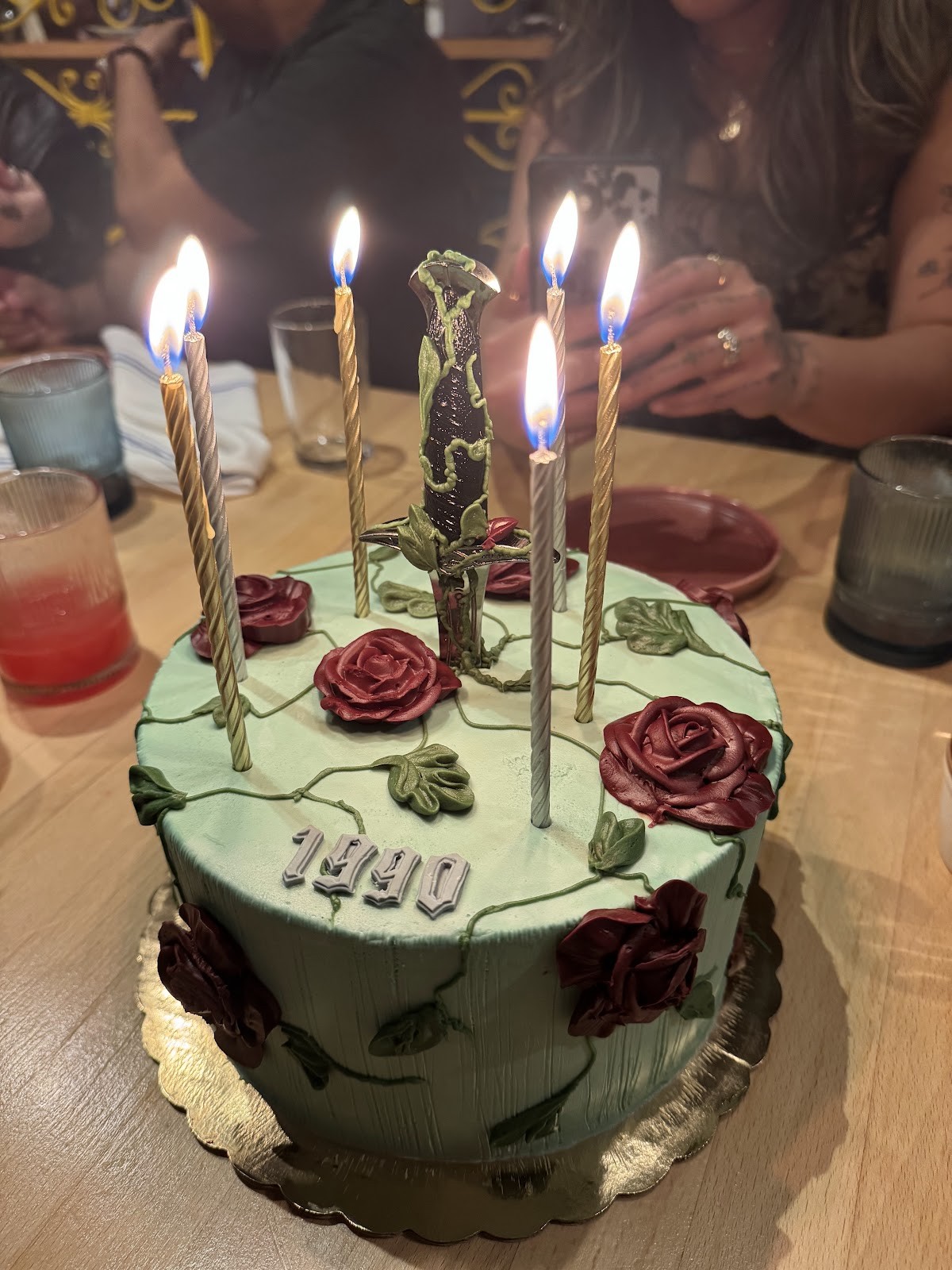 The Cake Bar: food & drinks