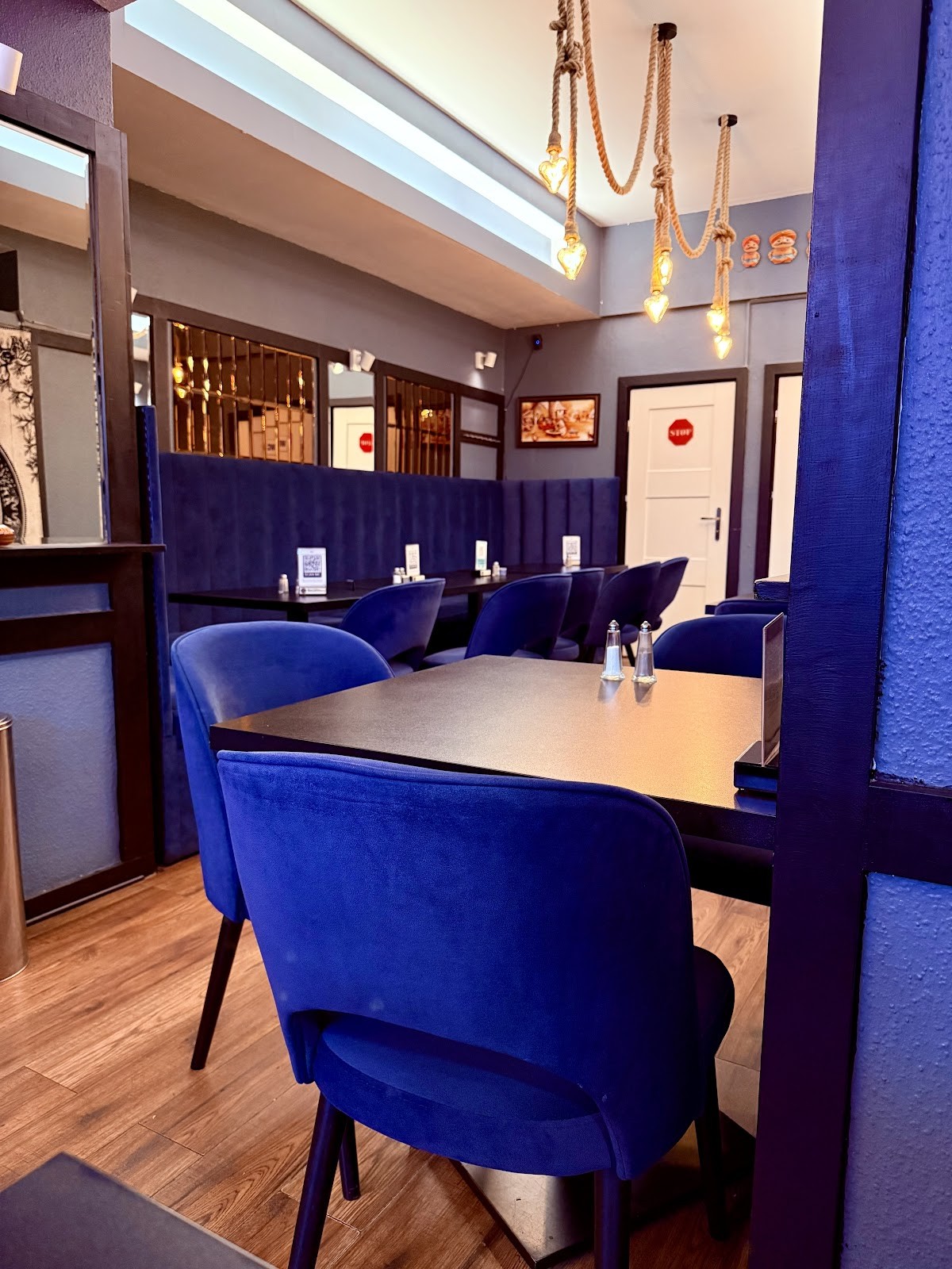 Indian Flame Wielopole (Authentic indian Restaurant krakow).طعام حلال: the place