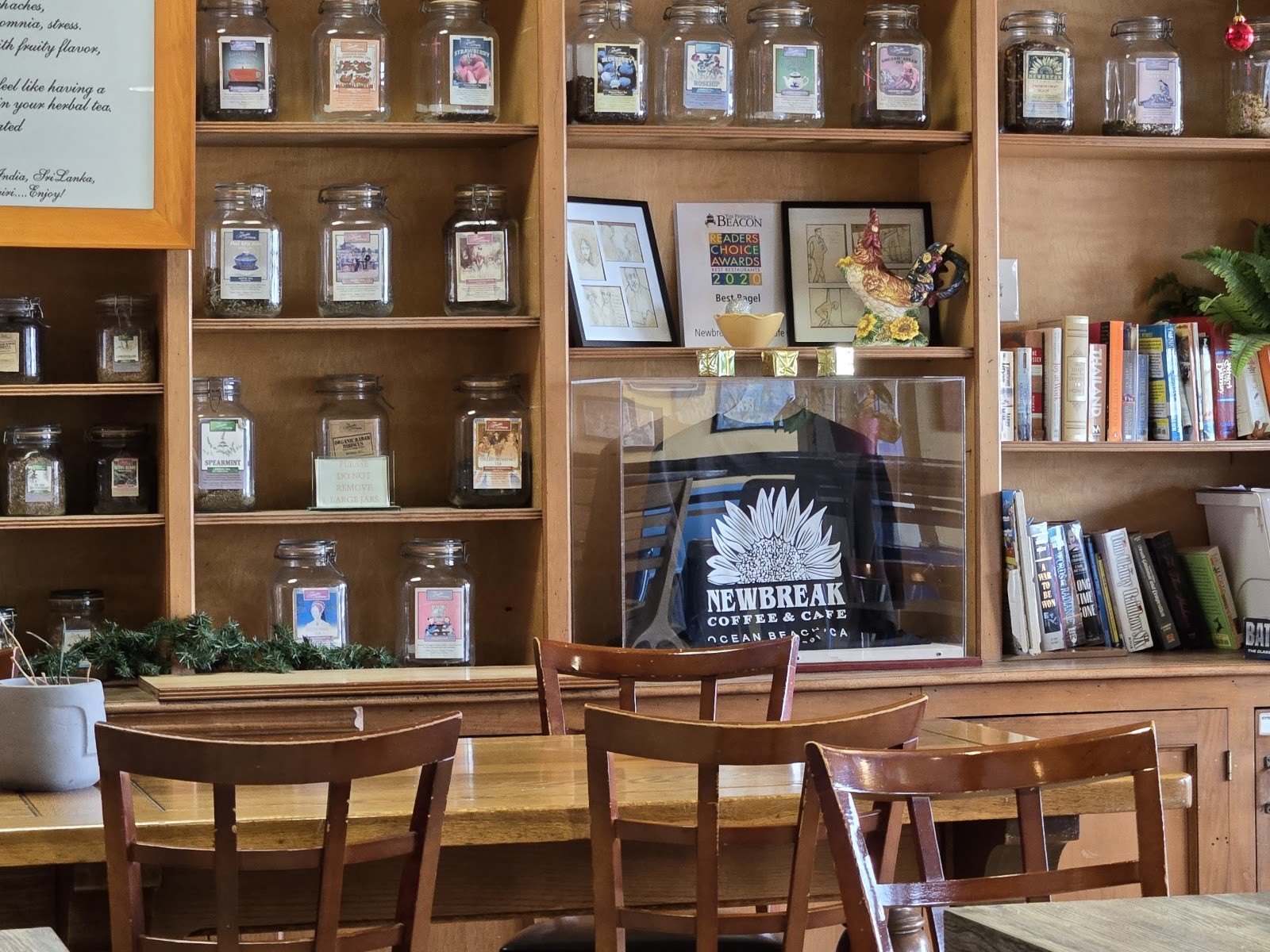 Newbreak Coffee & Cafe: the place