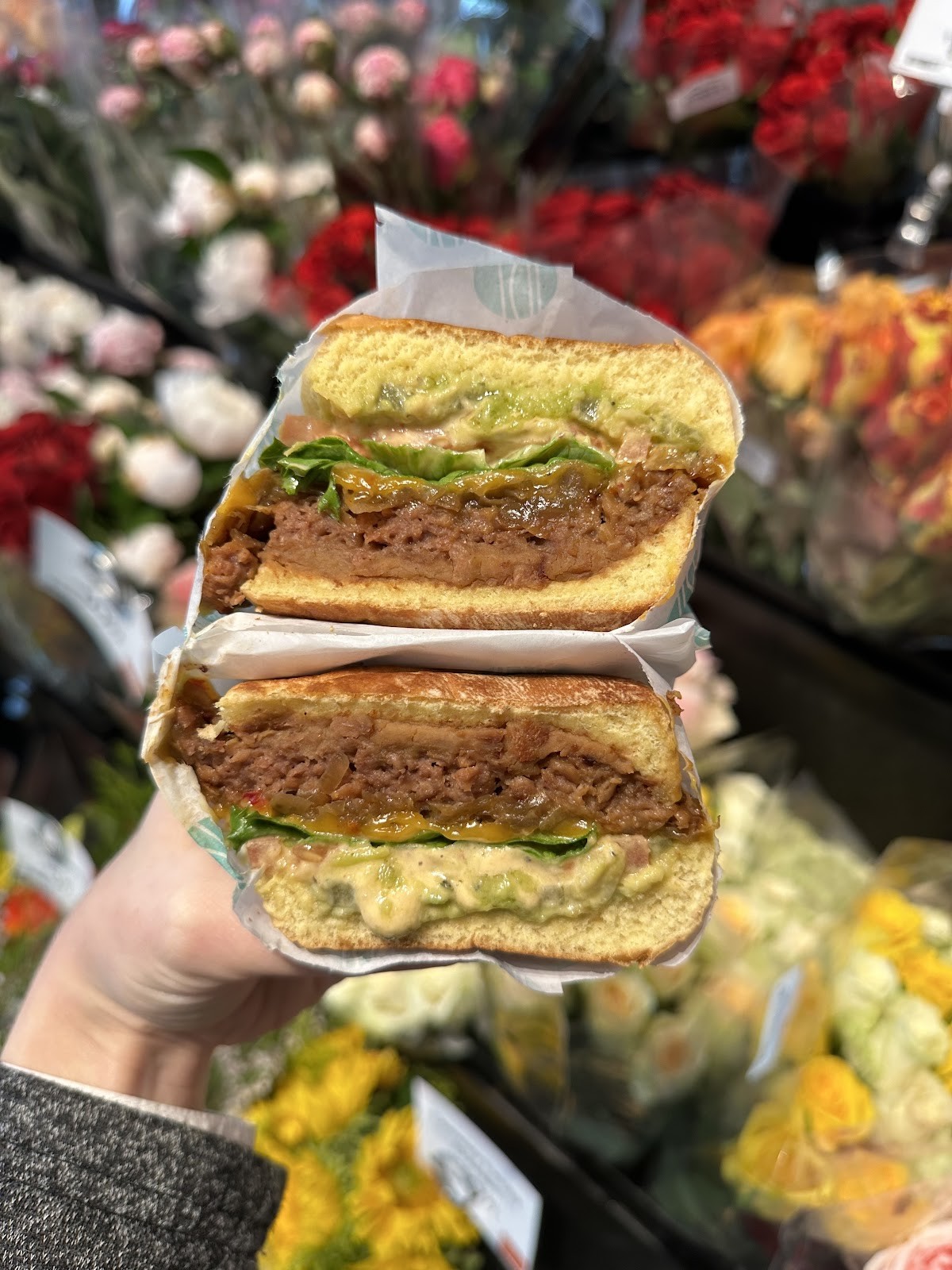 PLNT Burger: food & drinks