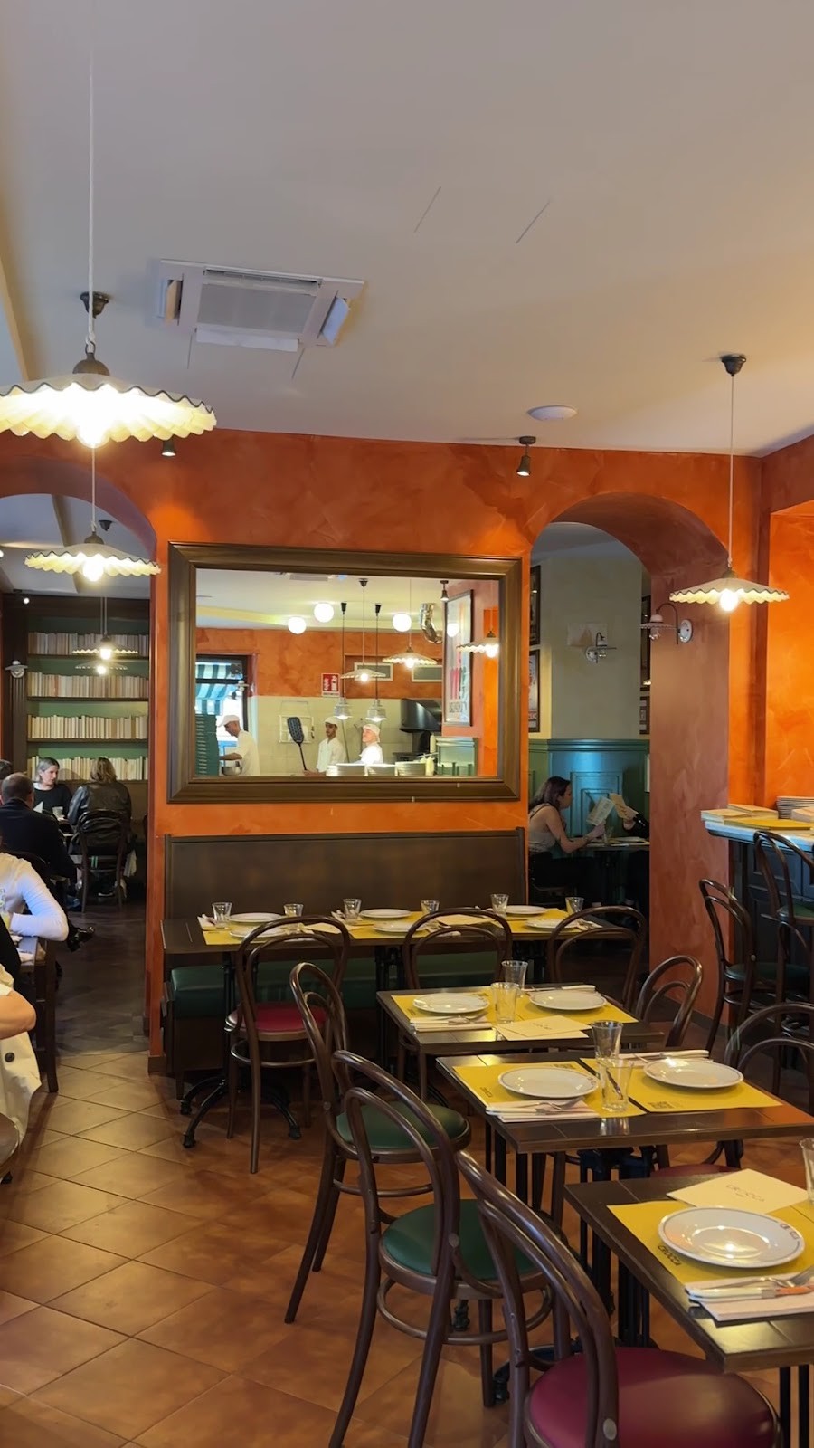 CROCCA - Milano Via San Gregorio: the place