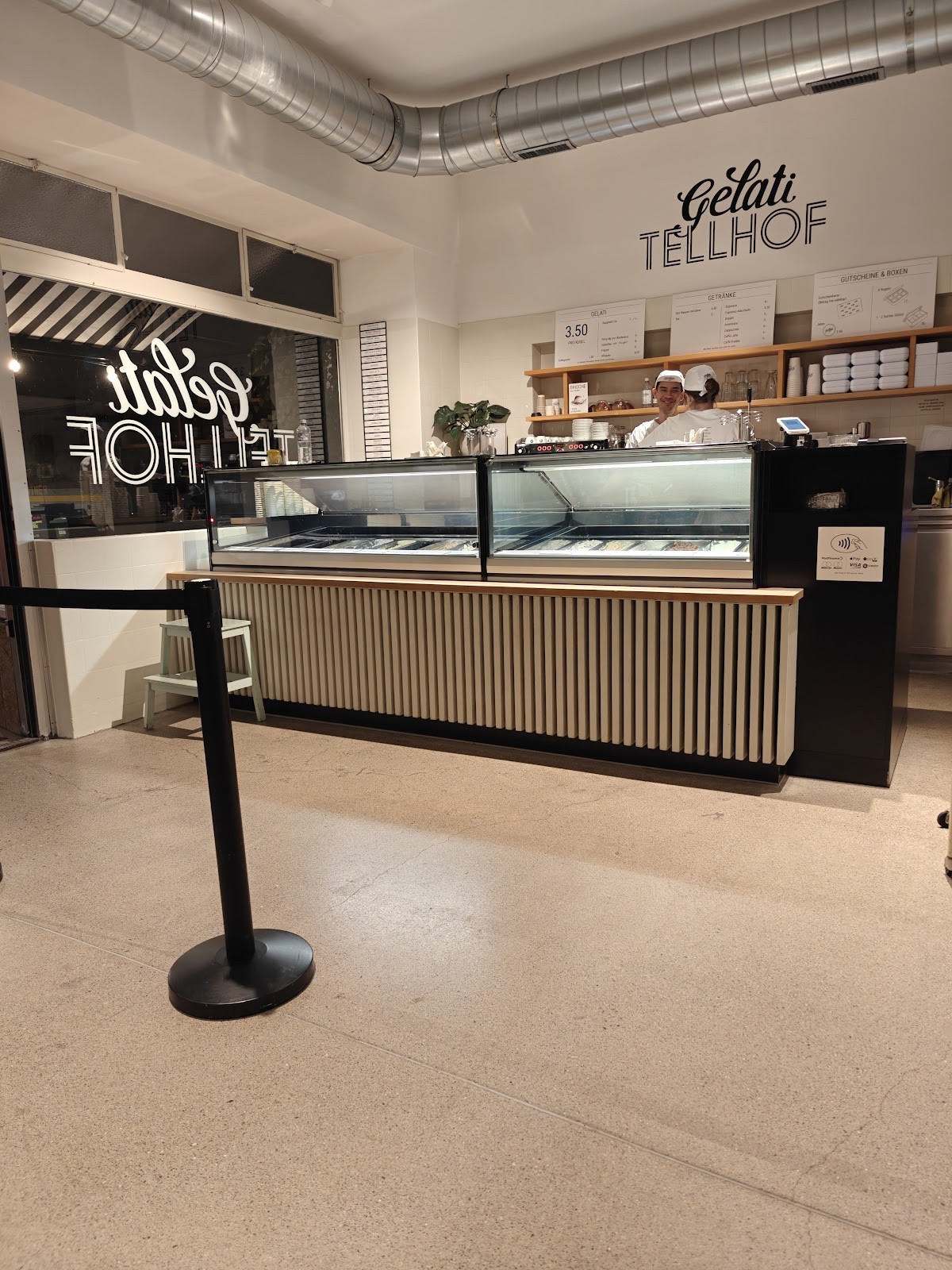 Gelati TELLHOF: the place
